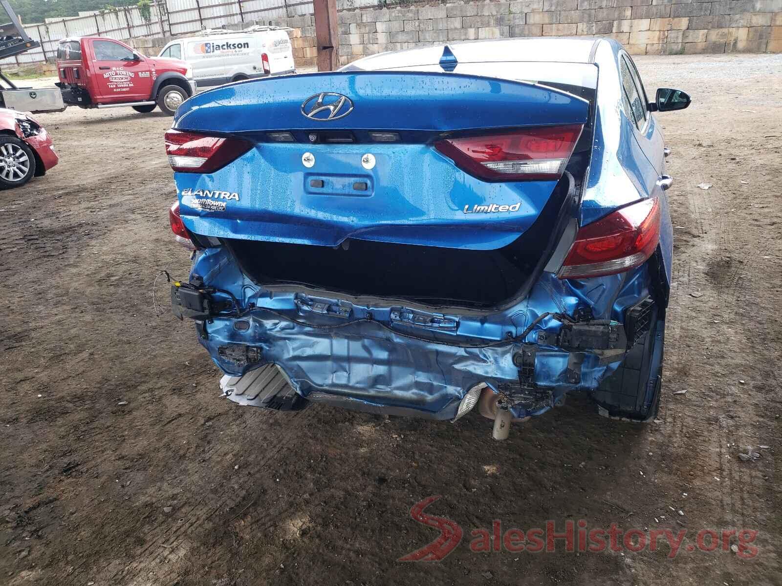 KMHD84LF4HU263822 2017 HYUNDAI ELANTRA