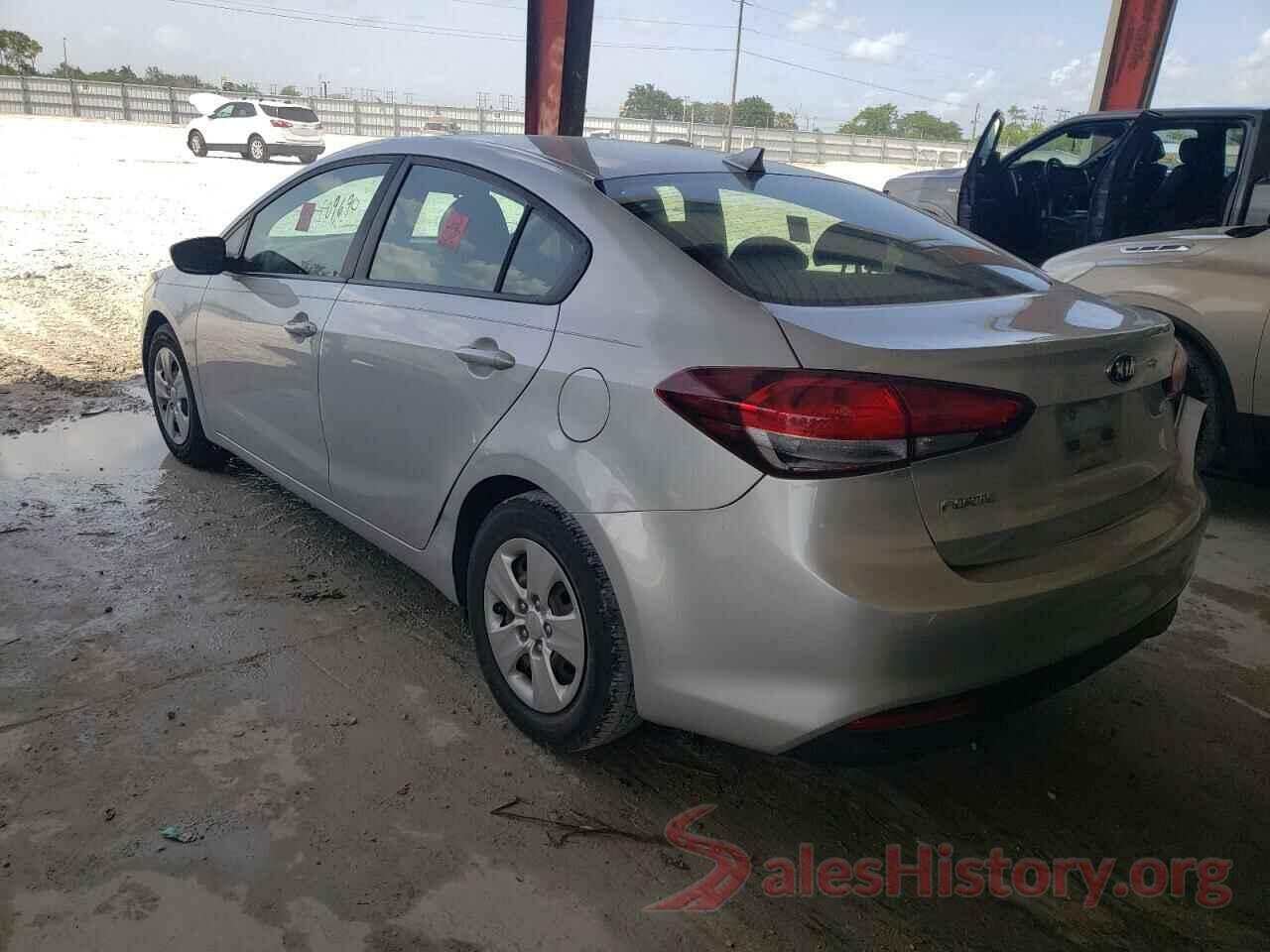 3KPFK4A75JE233775 2018 KIA FORTE