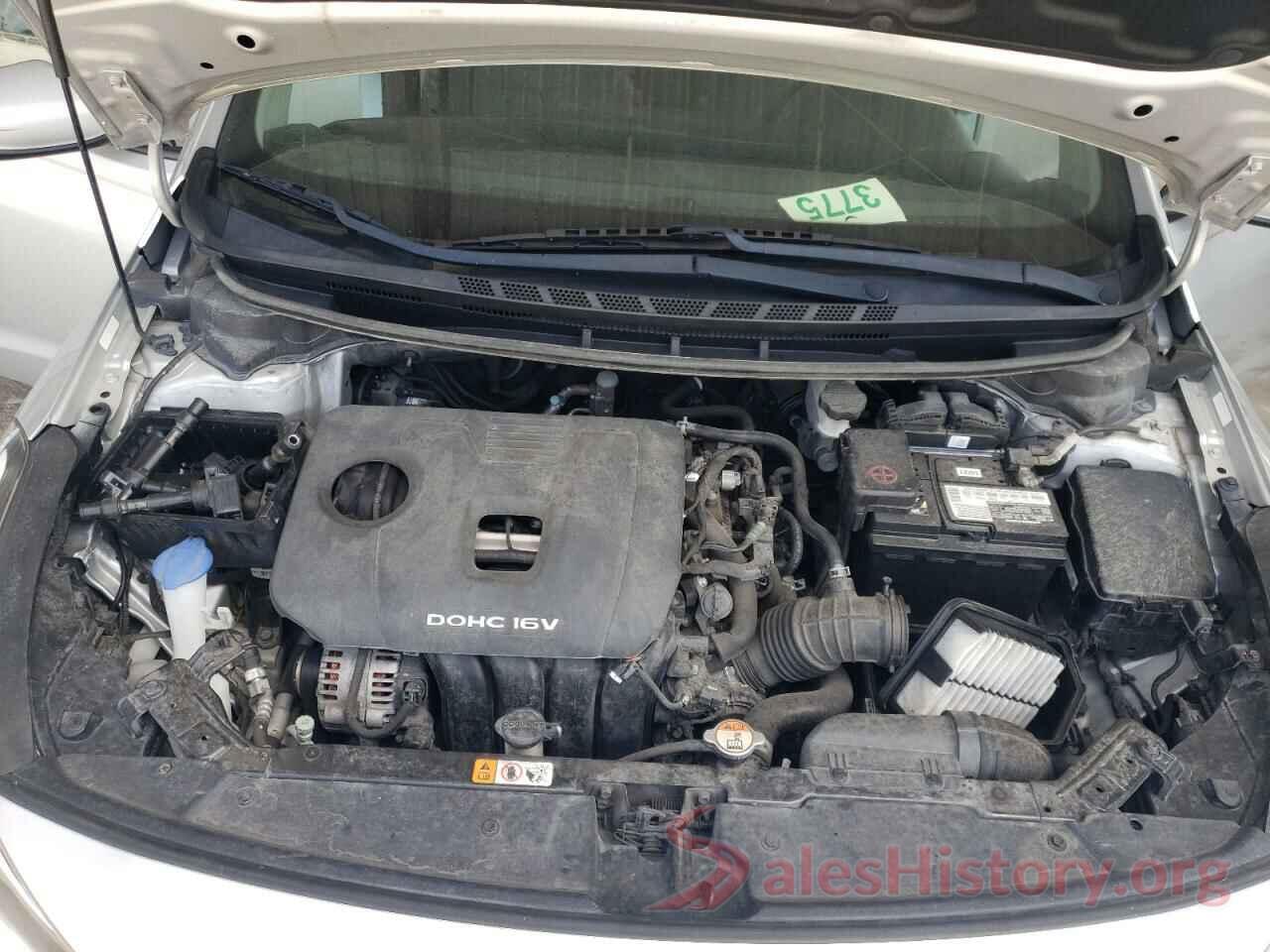 3KPFK4A75JE233775 2018 KIA FORTE