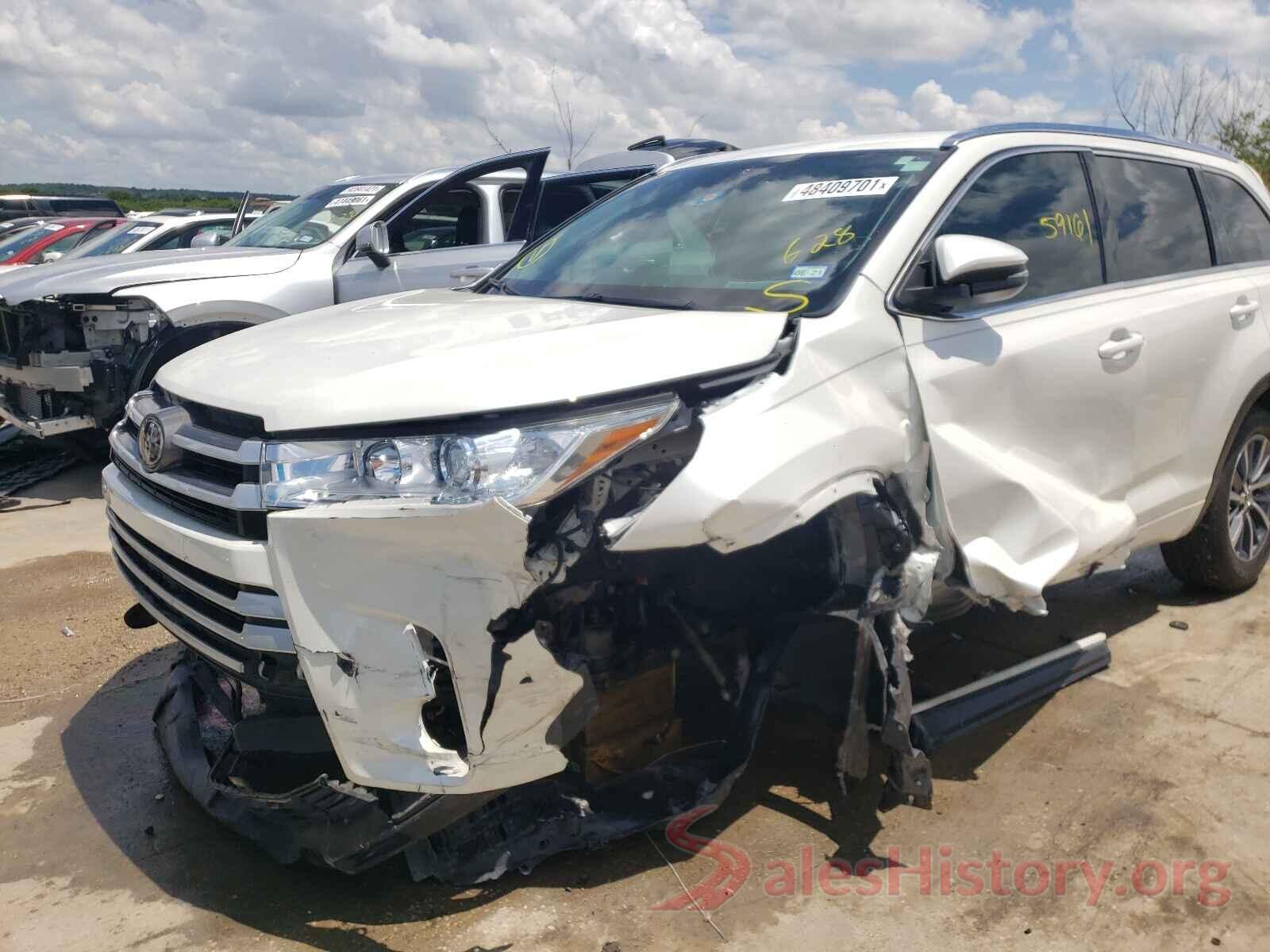 5TDKZRFH3JS528081 2018 TOYOTA HIGHLANDER