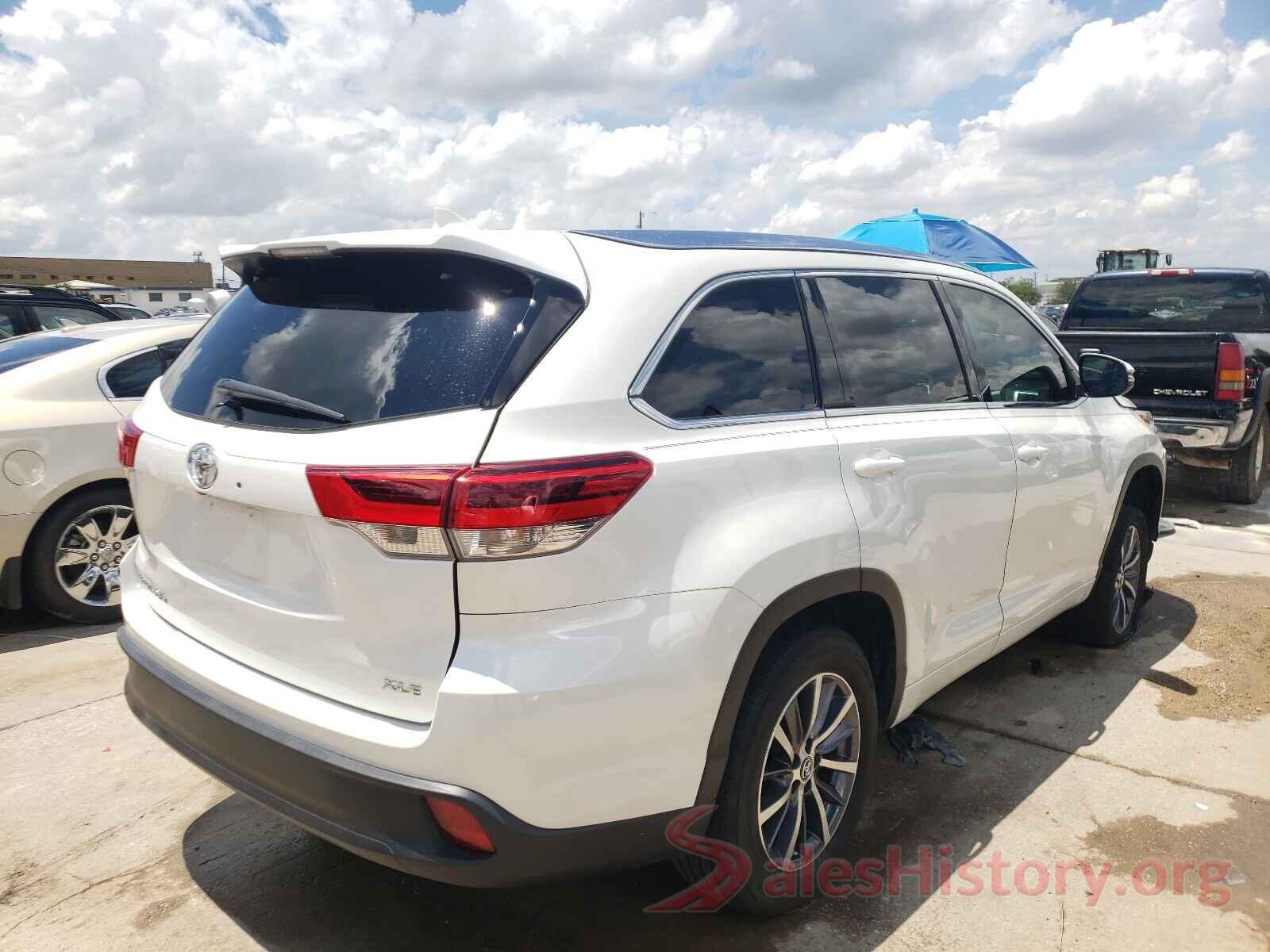 5TDKZRFH3JS528081 2018 TOYOTA HIGHLANDER