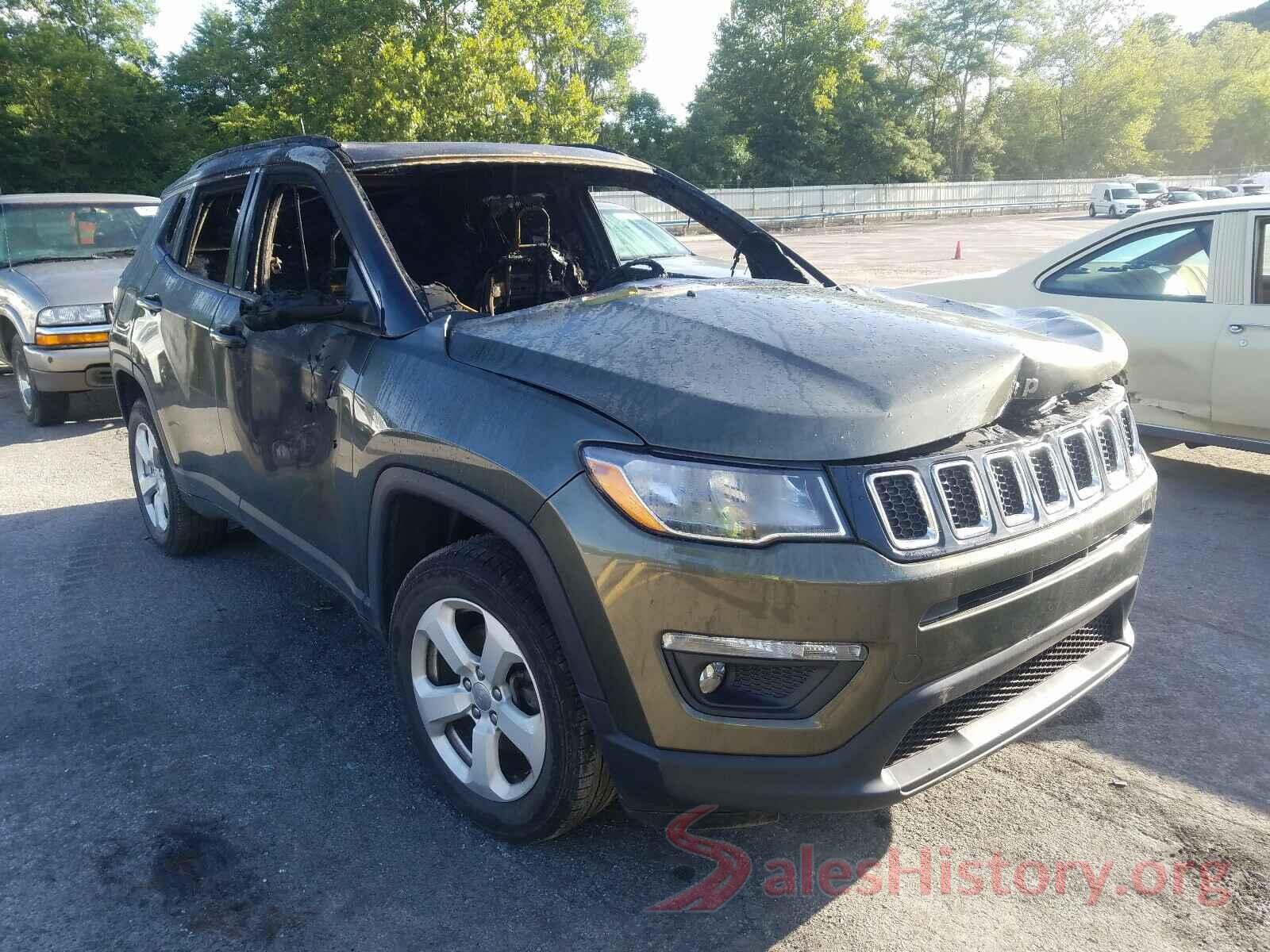 3C4NJDBB2JT176366 2018 JEEP COMPASS