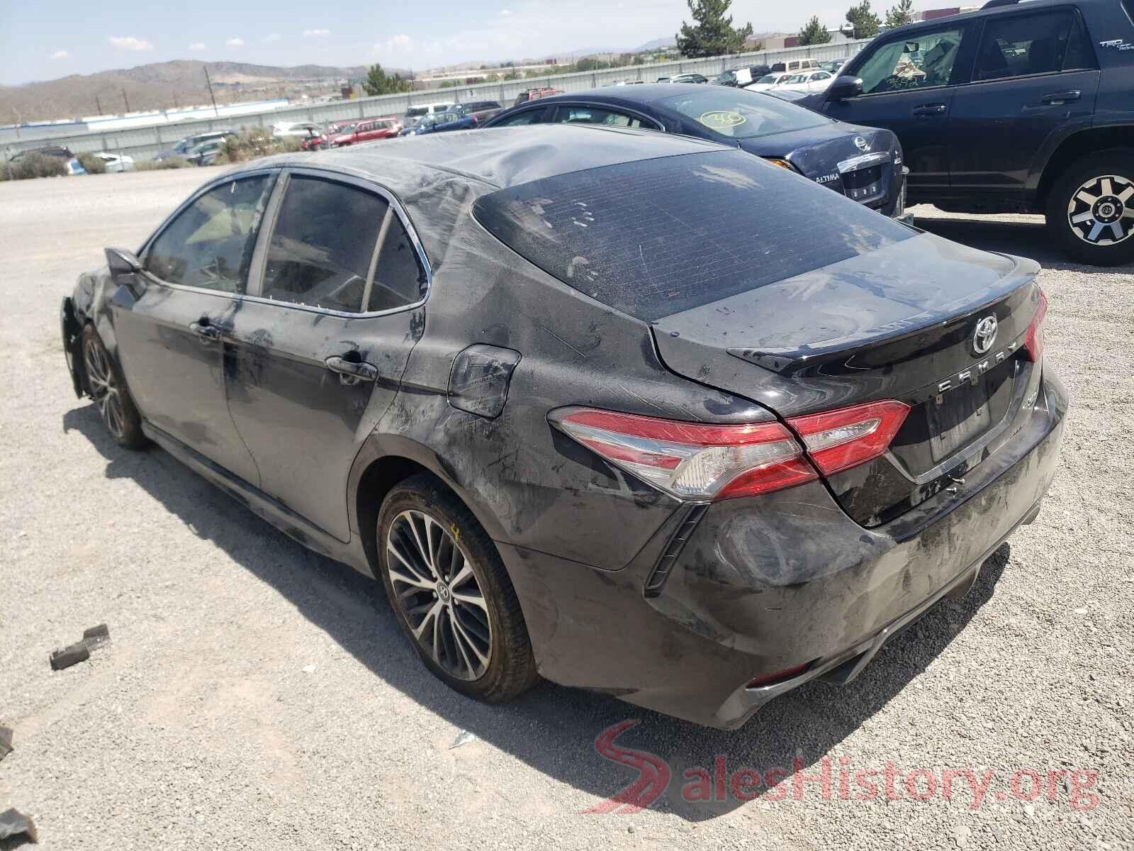 4T1B11HK7JU098970 2018 TOYOTA CAMRY