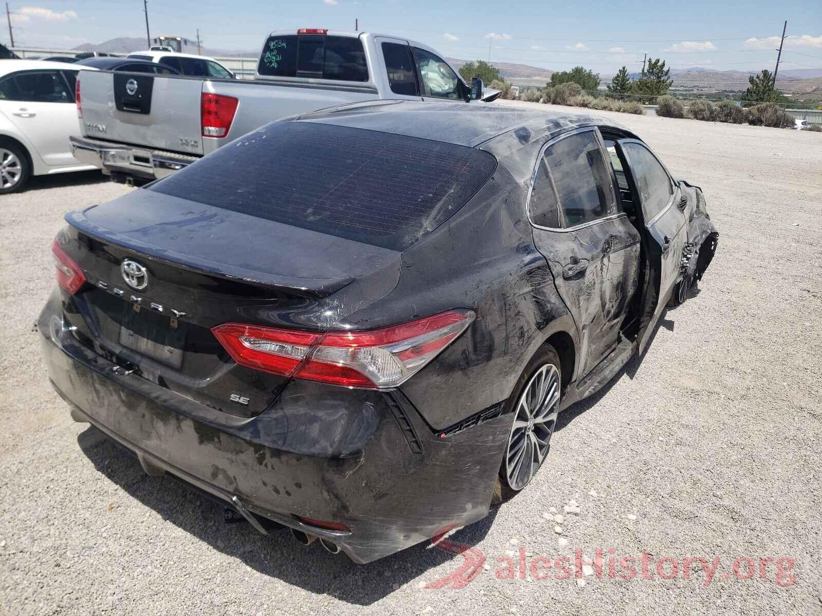 4T1B11HK7JU098970 2018 TOYOTA CAMRY