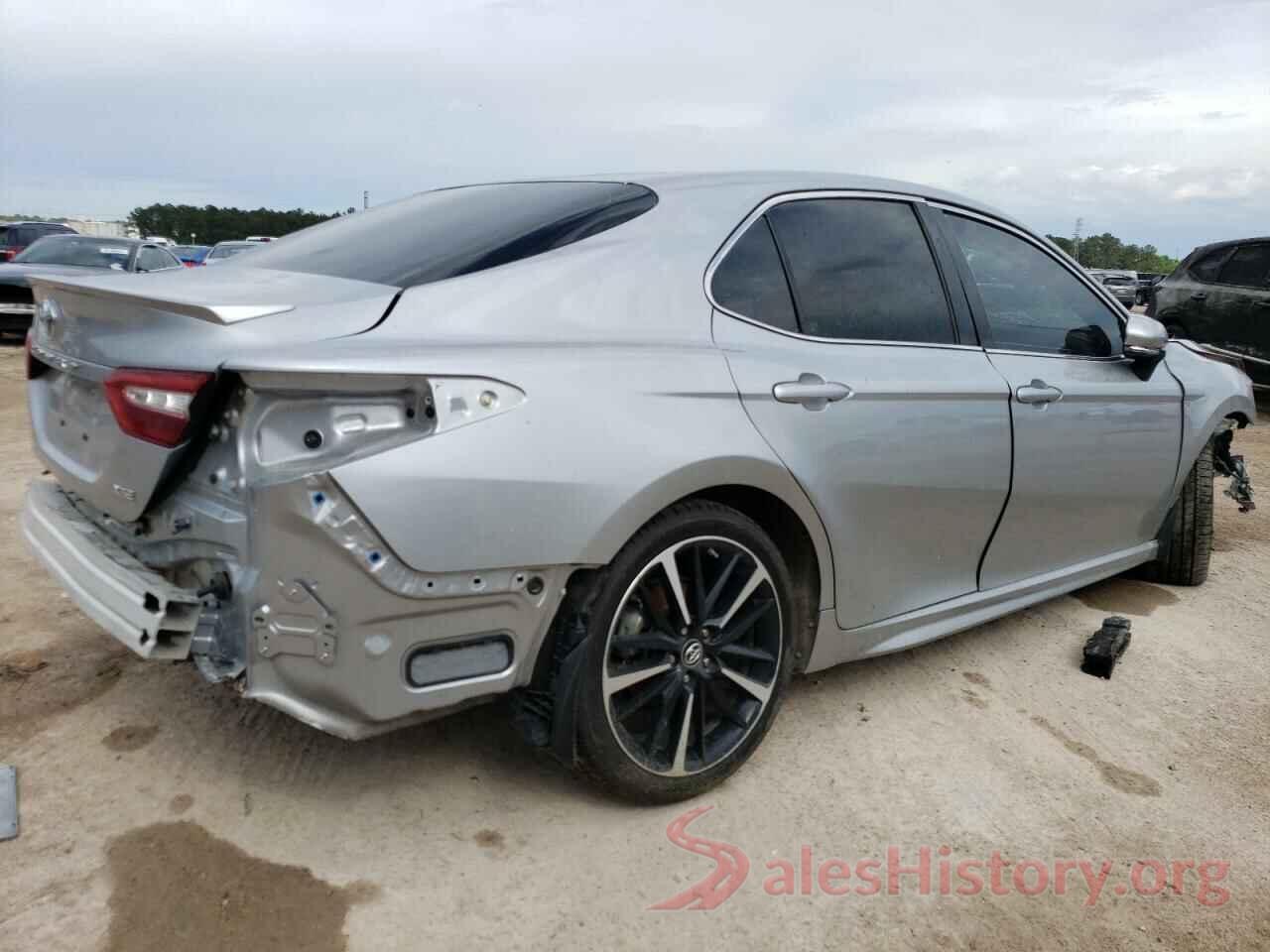 4T1B61HK5JU009432 2018 TOYOTA CAMRY