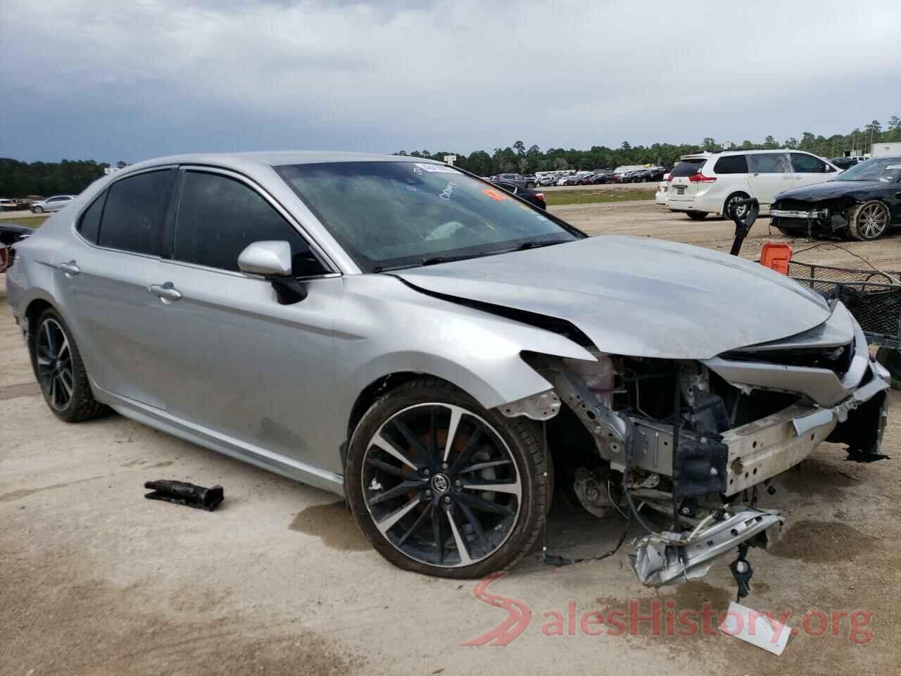 4T1B61HK5JU009432 2018 TOYOTA CAMRY