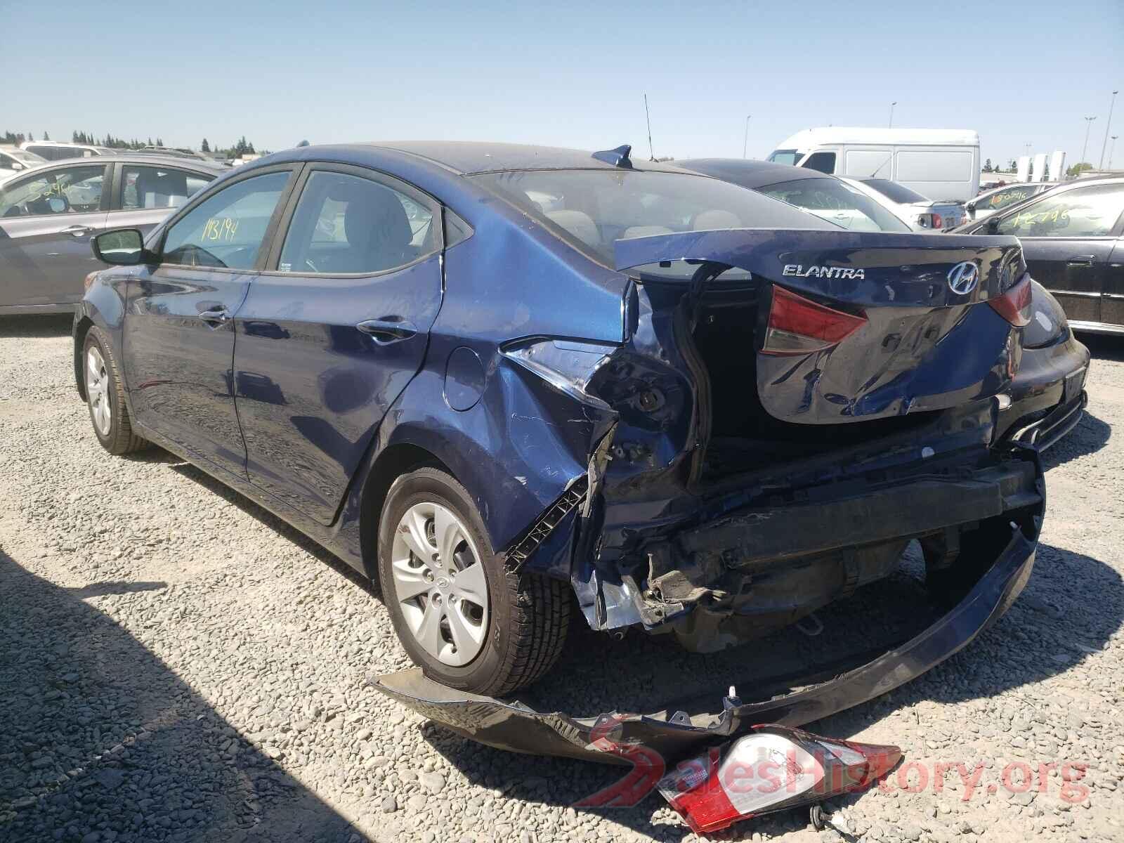 5NPDH4AE9GH749372 2016 HYUNDAI ELANTRA