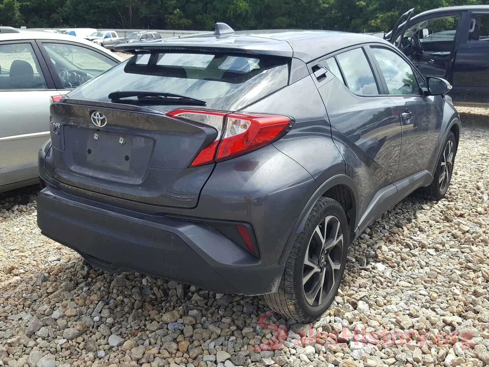 NMTKHMBX6KR076162 2019 TOYOTA C-HR