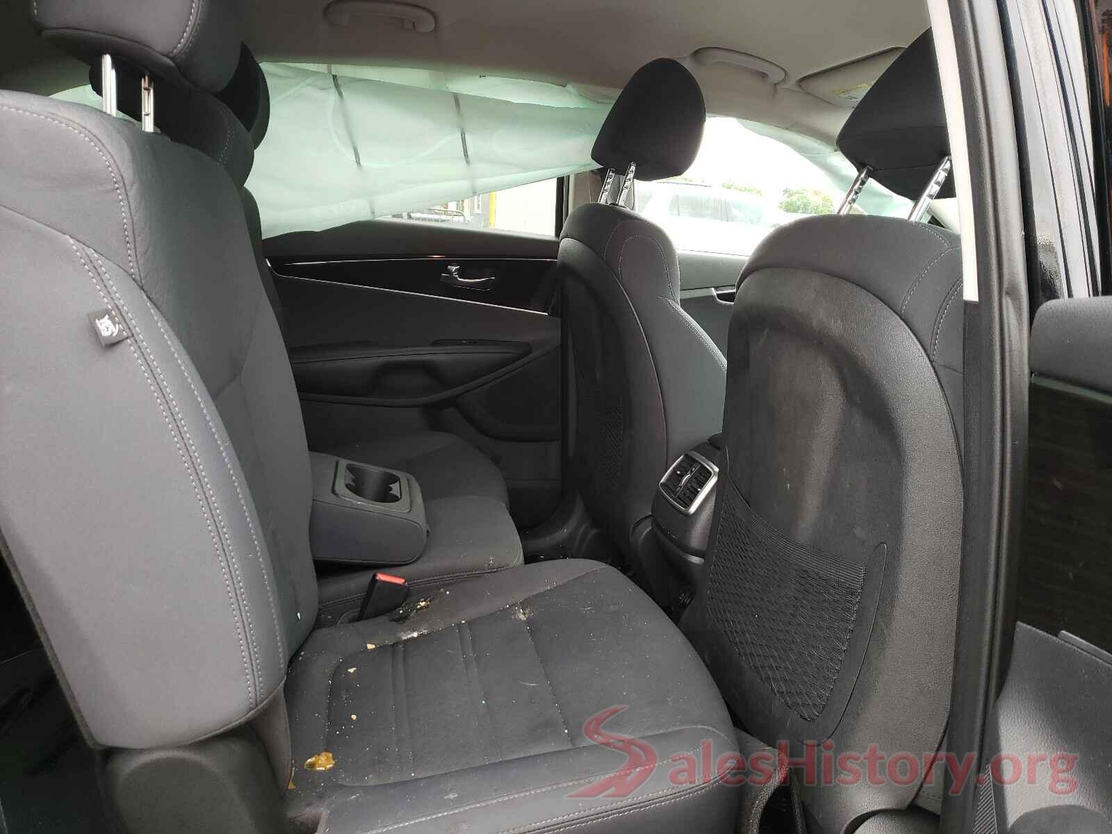 5XYPGDA31KG444804 2019 KIA SORENTO