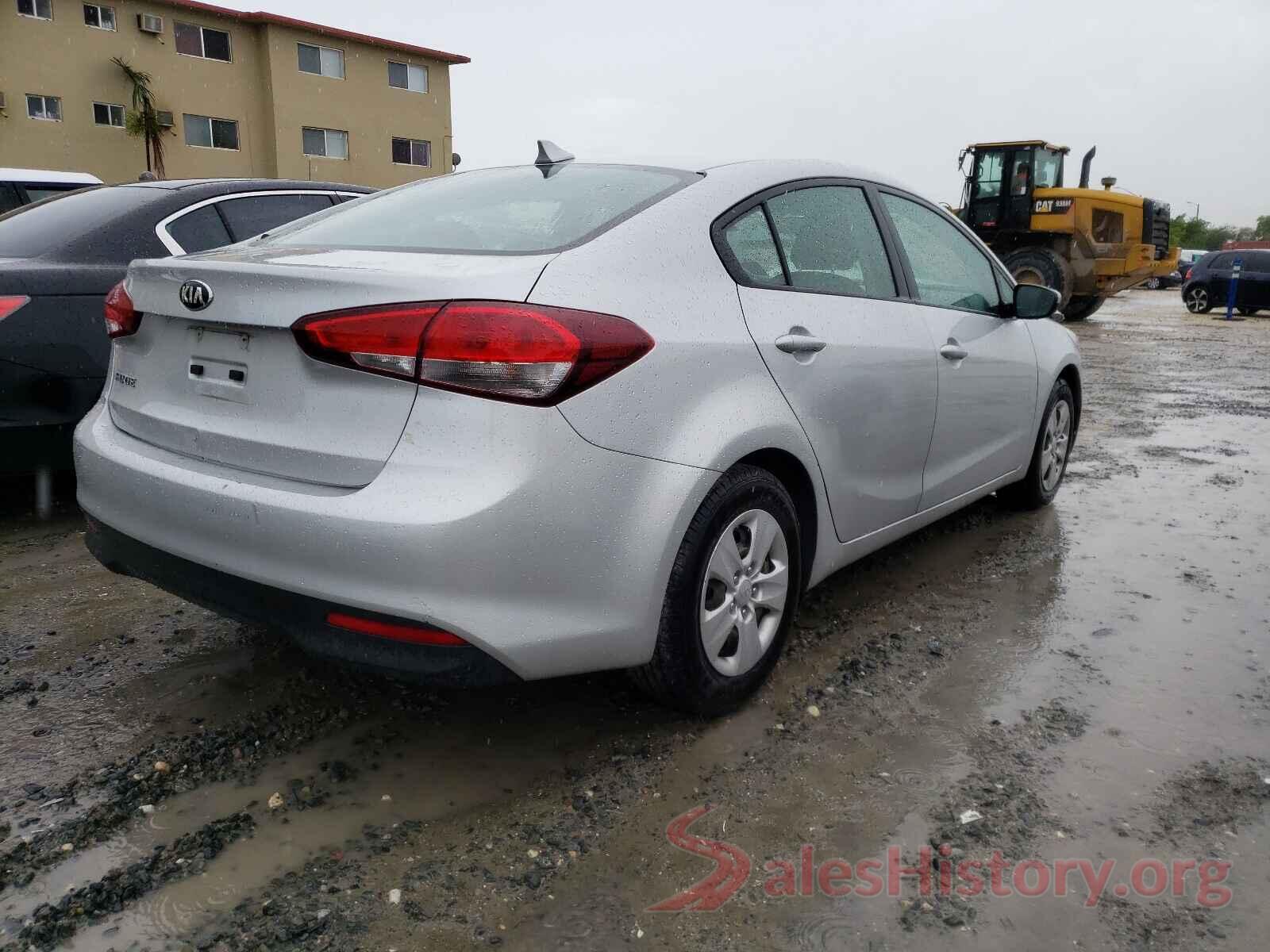 3KPFK4A70JE202501 2018 KIA FORTE