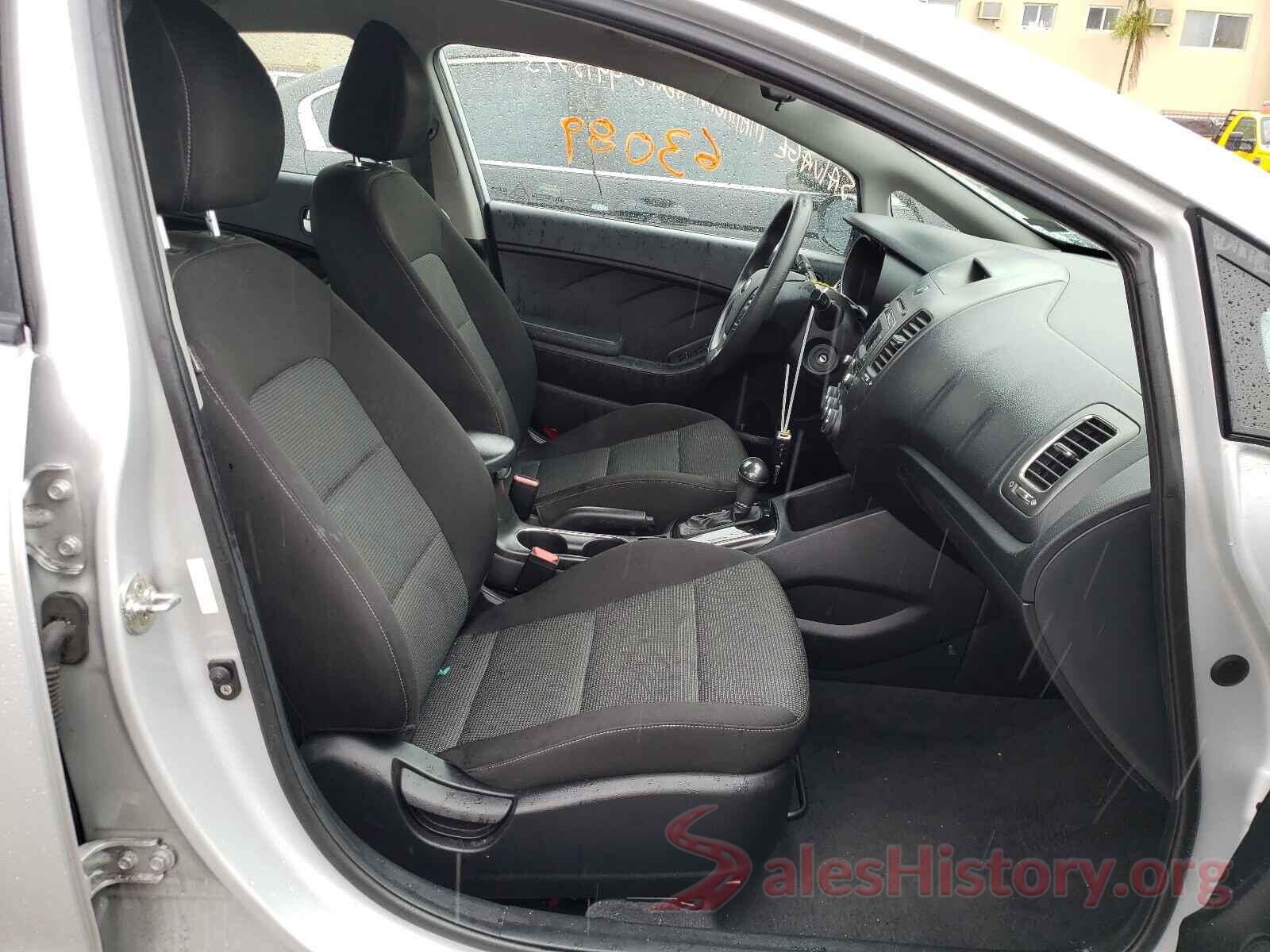 3KPFK4A70JE202501 2018 KIA FORTE