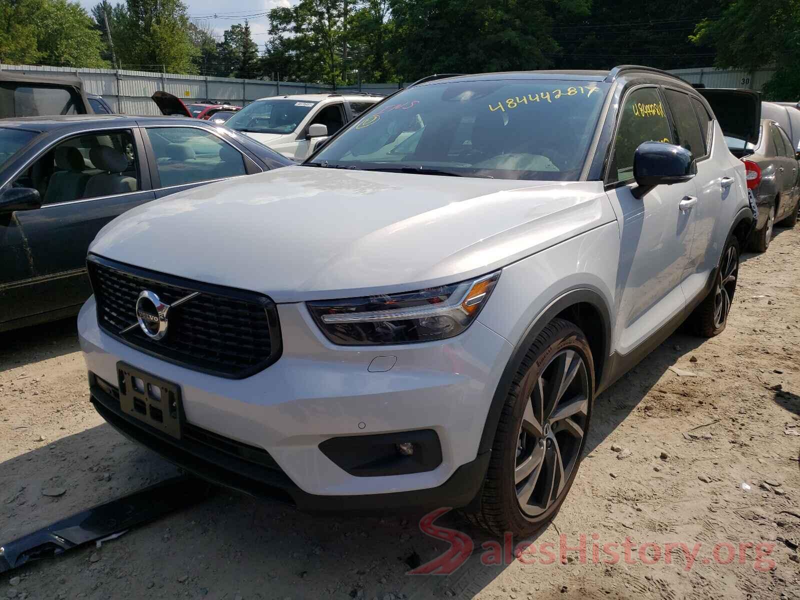 YV4162UM6M2528340 2021 VOLVO XC40