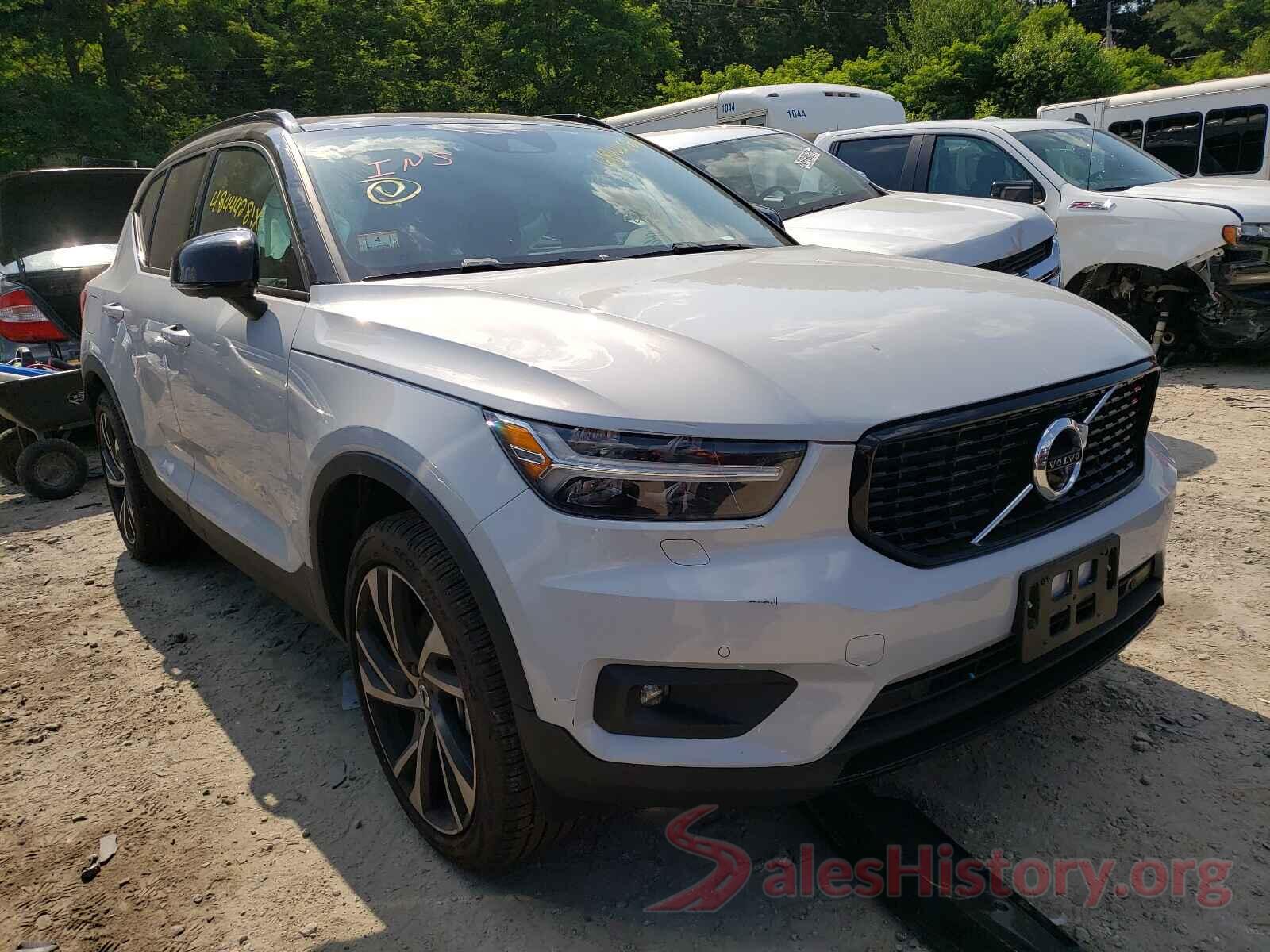 YV4162UM6M2528340 2021 VOLVO XC40