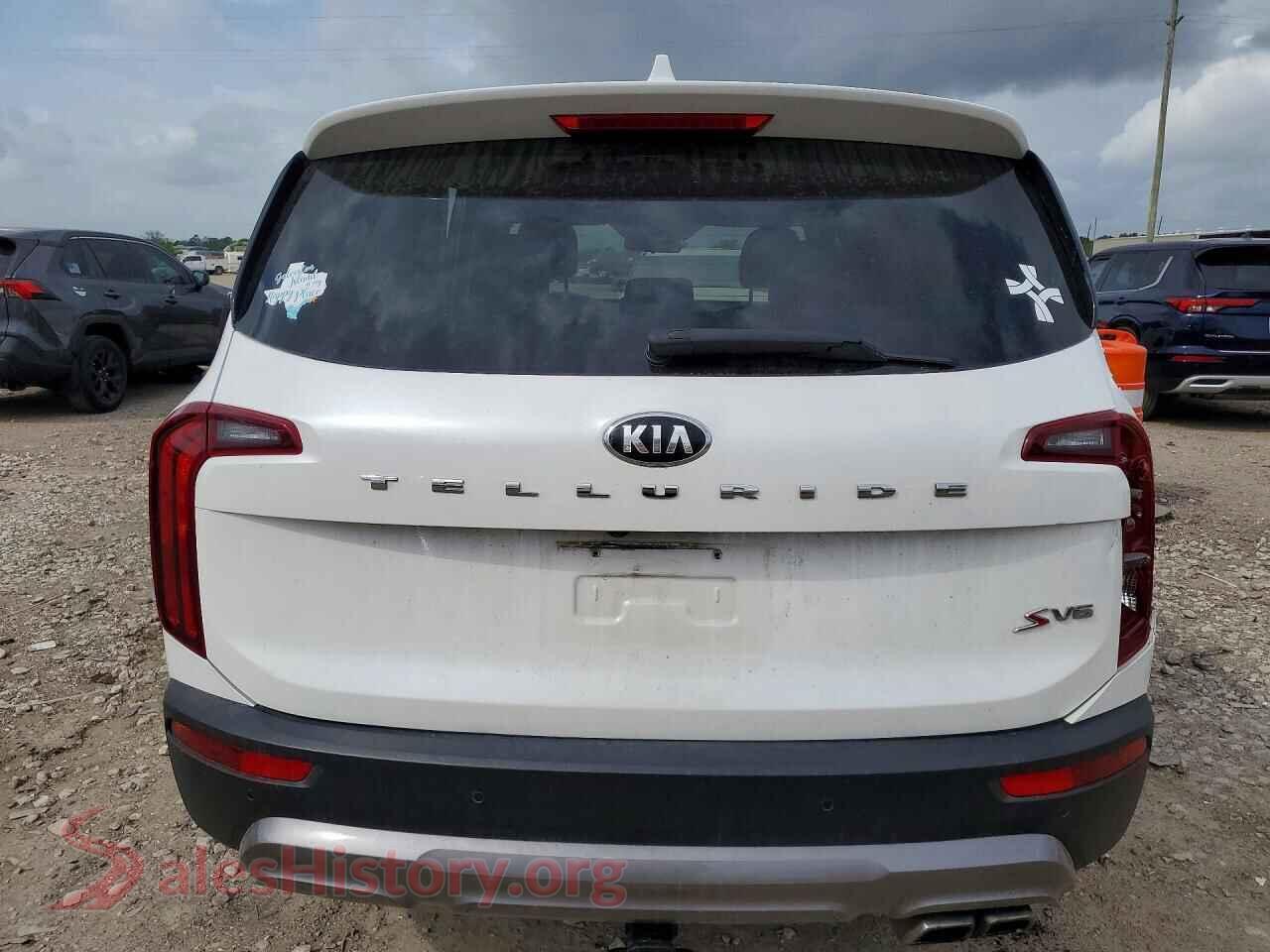 2020 KIA TELLURIDE VIN 5XYP64HC4LG003758, left side view