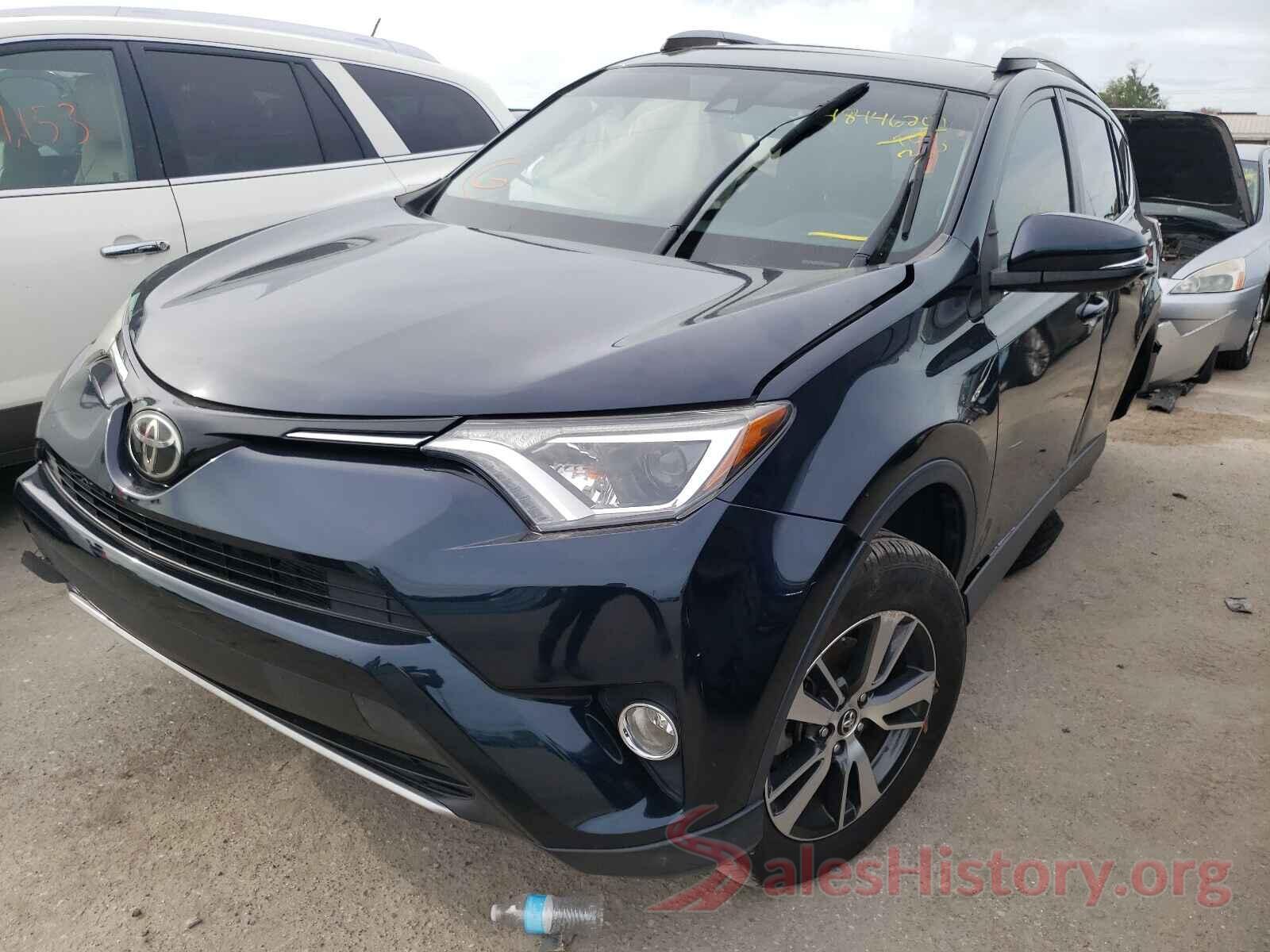 JTMWFREV3HD103984 2017 TOYOTA RAV4