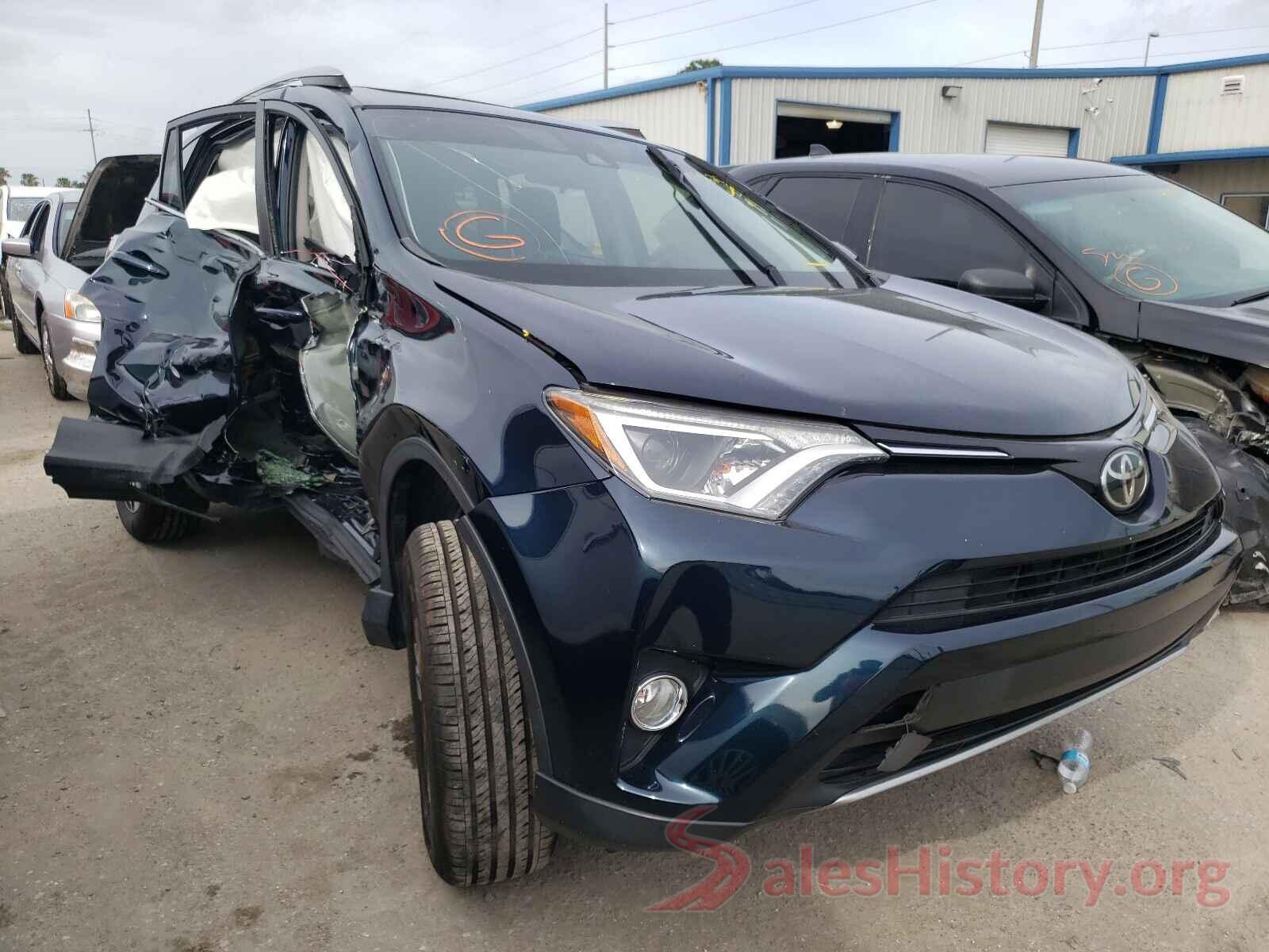 JTMWFREV3HD103984 2017 TOYOTA RAV4