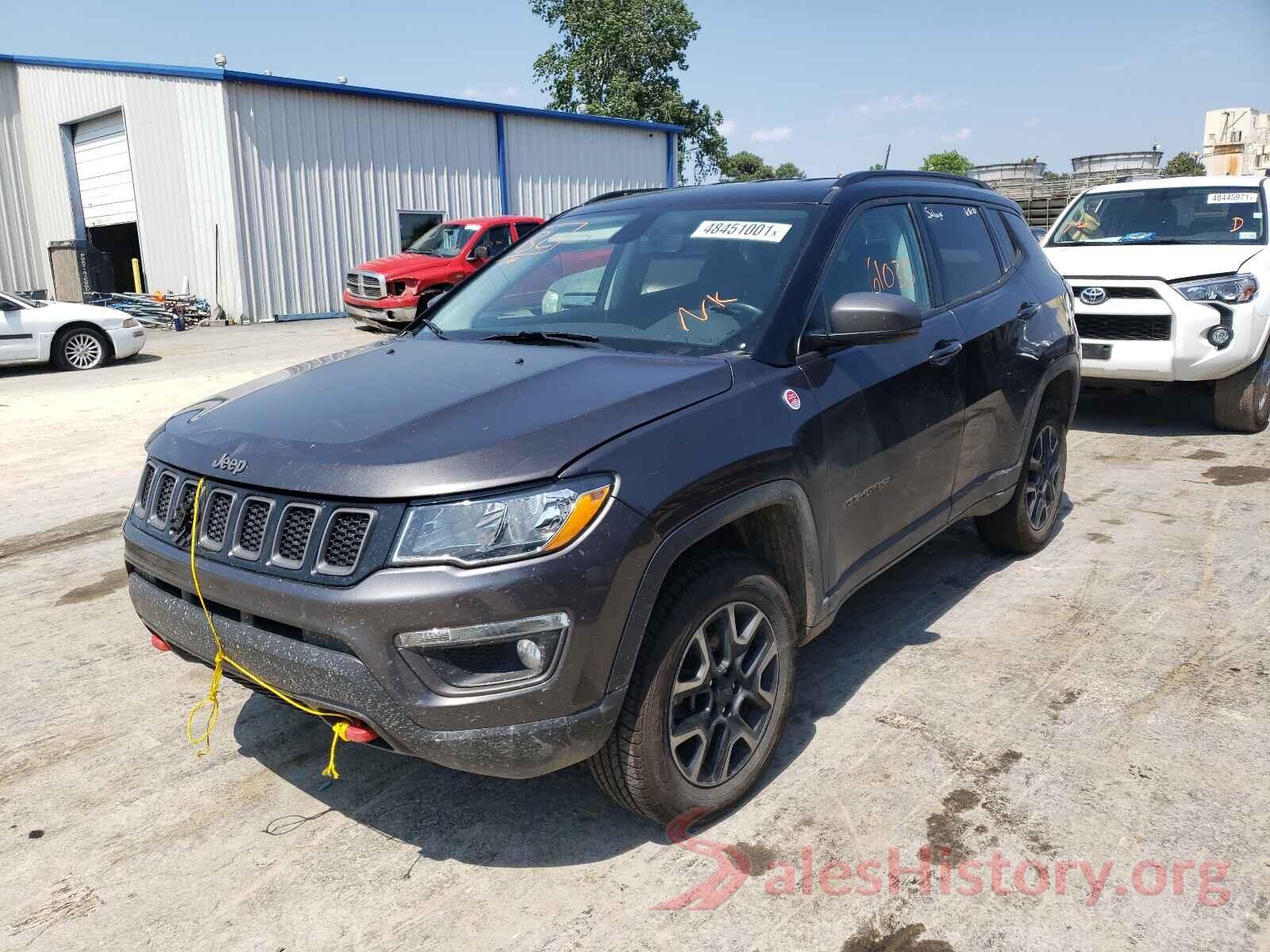 3C4NJDDB1KT739762 2019 JEEP COMPASS