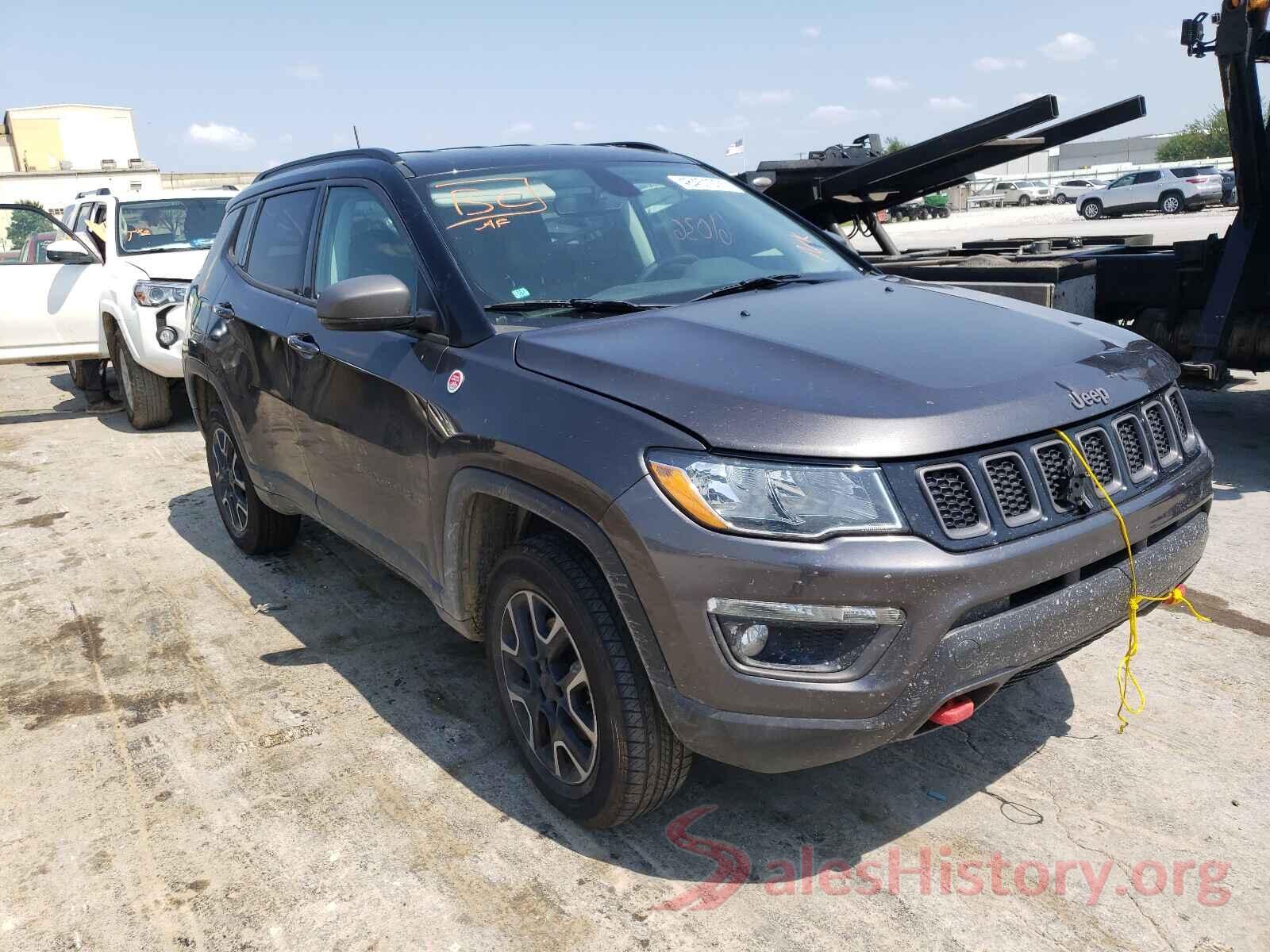 3C4NJDDB1KT739762 2019 JEEP COMPASS