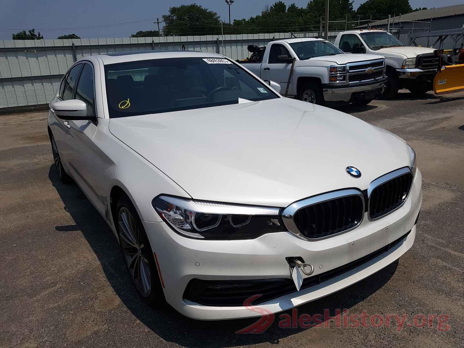 WBAJE7C5XJWC54724 2018 BMW 5 SERIES