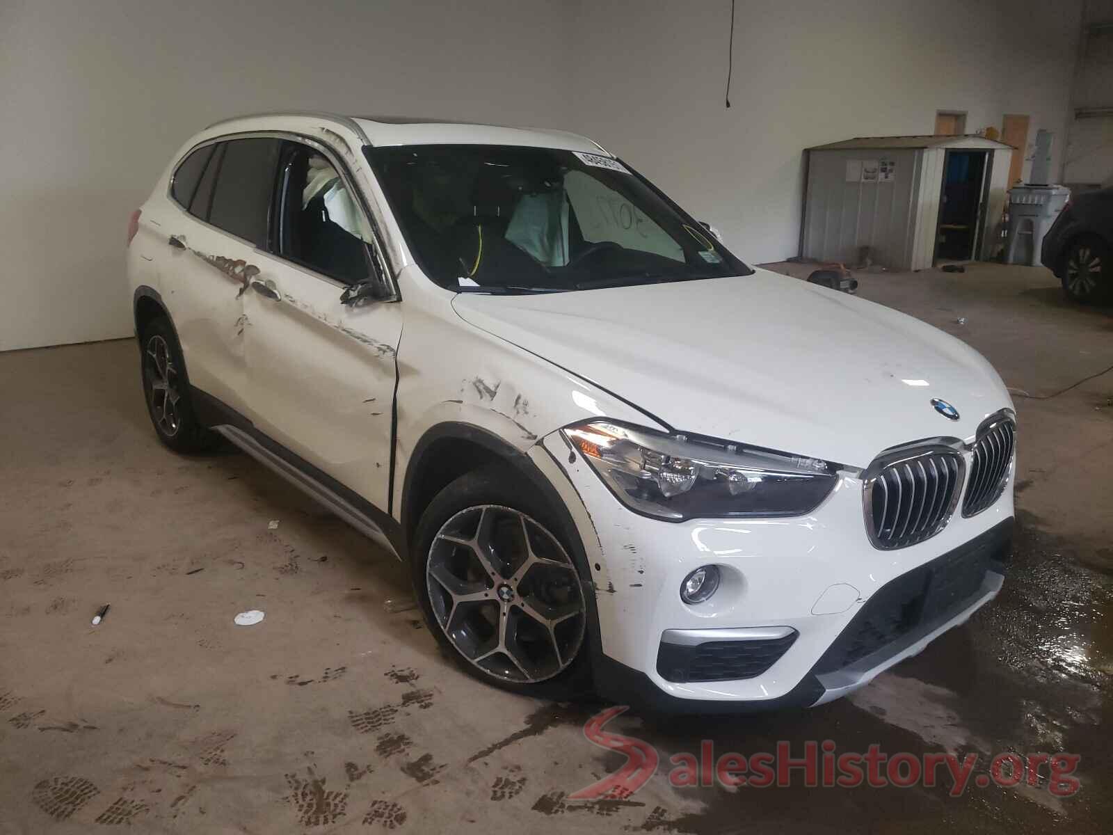 WBXHT3C31J5L30223 2018 BMW X1