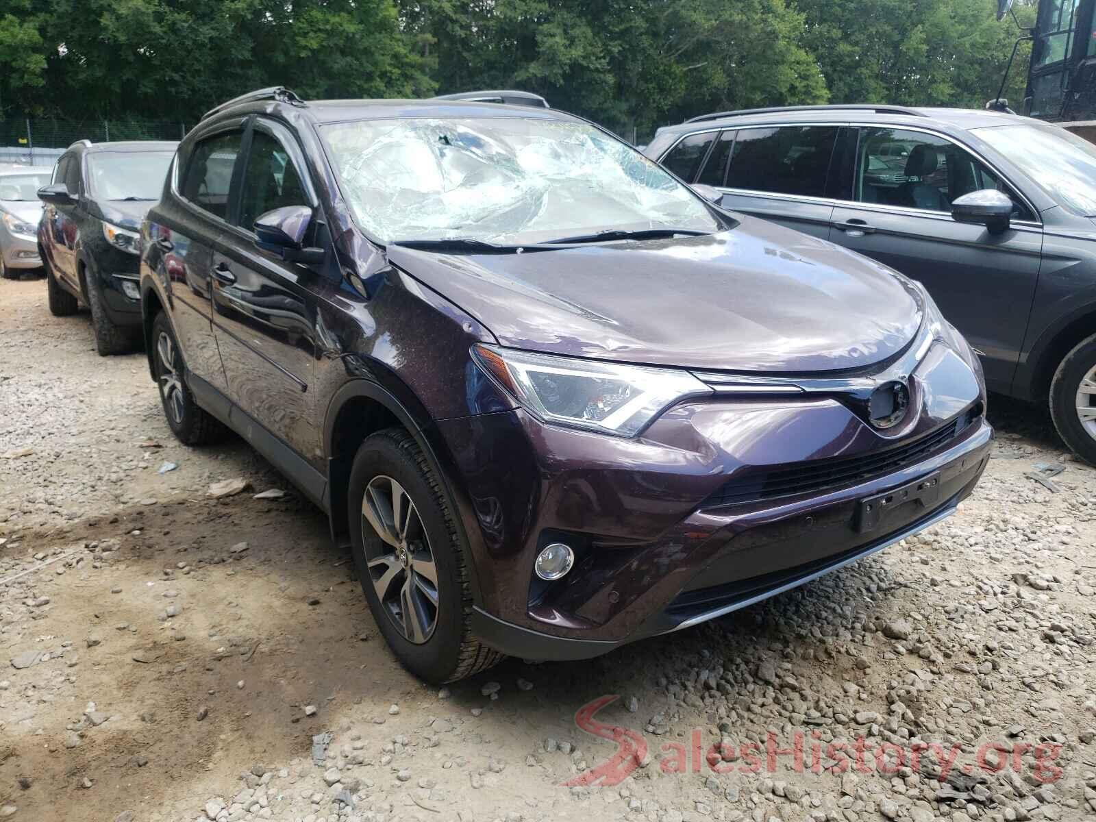 2T3WFREV6JW495271 2018 TOYOTA RAV4