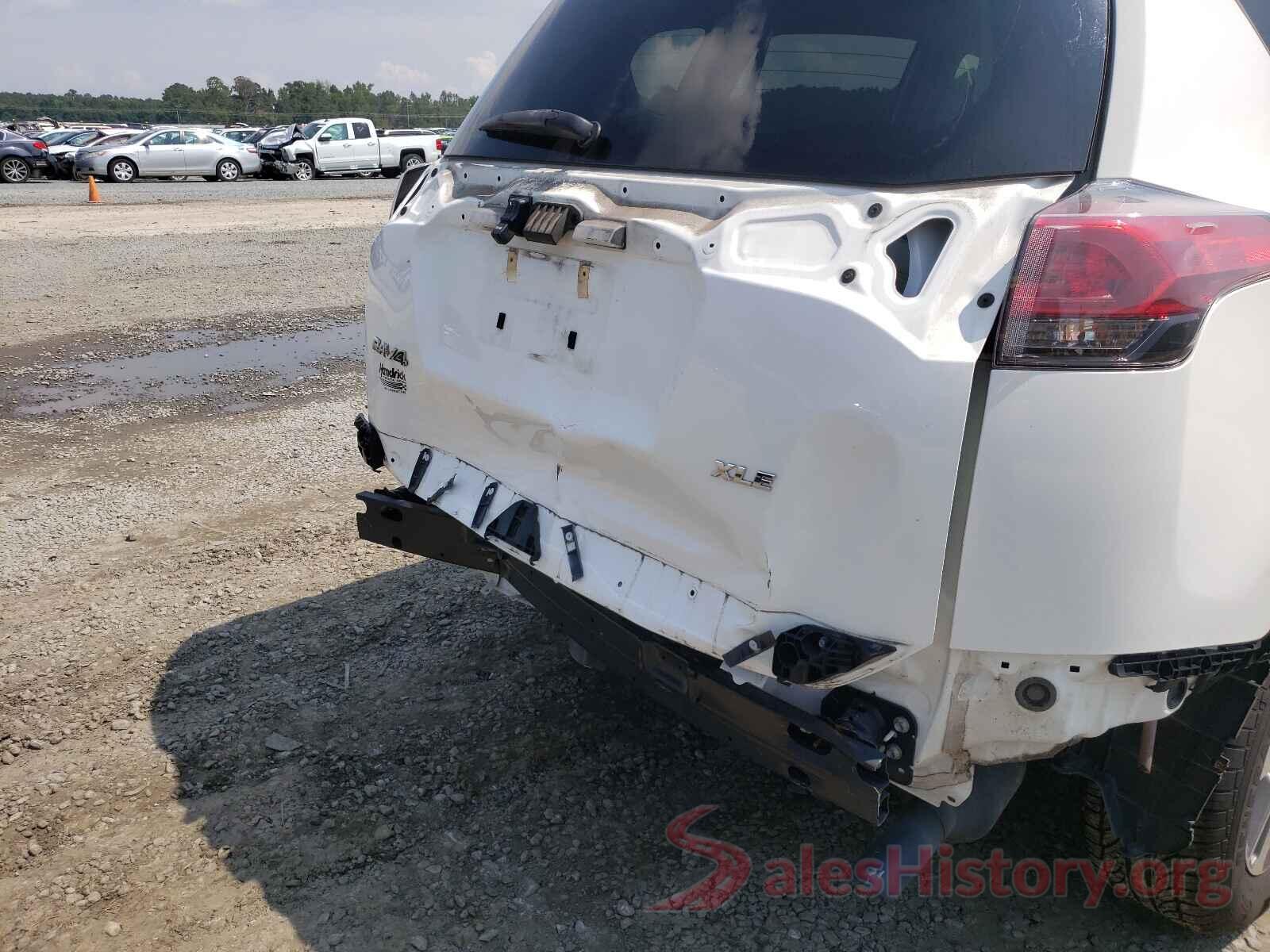 JTMWFREV9HJ700803 2017 TOYOTA RAV4