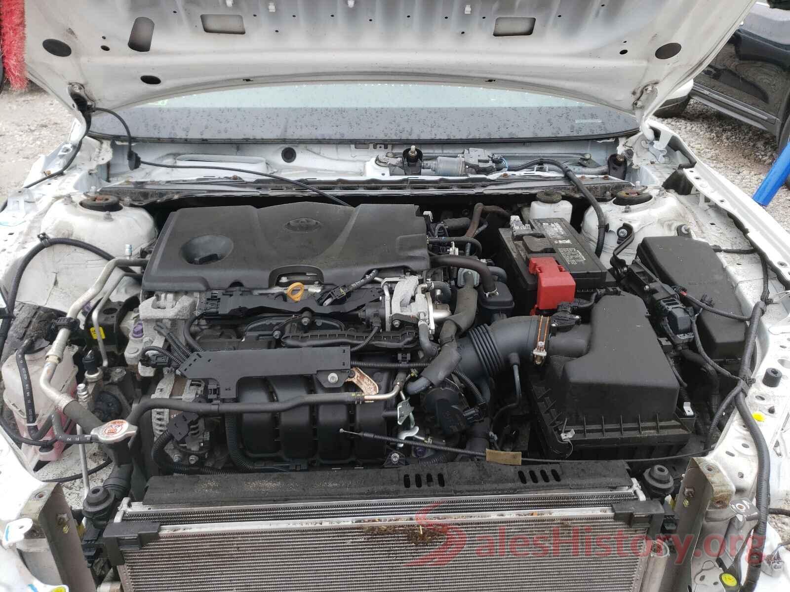 4T1B11HKXJU676141 2018 TOYOTA CAMRY