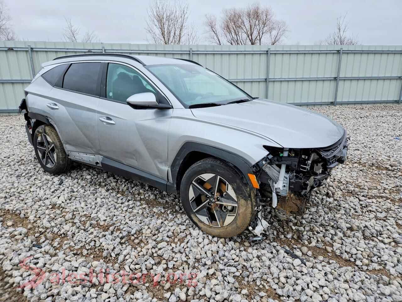 2025 HYUNDAI TUCSON VIN 5NMJB3DE9SH530105, rear 3/4 view