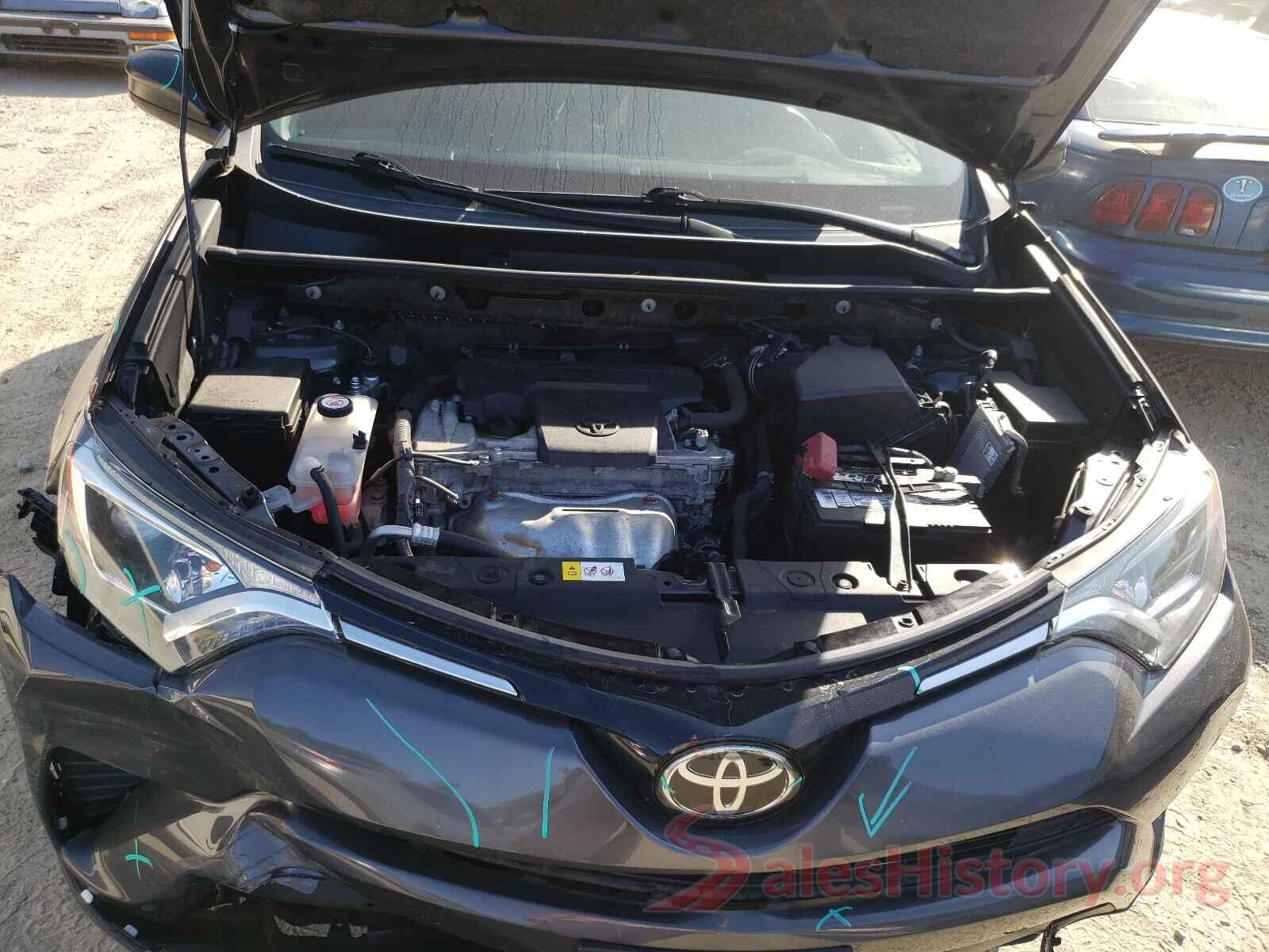 JTMBFREV7HJ127611 2017 TOYOTA RAV4