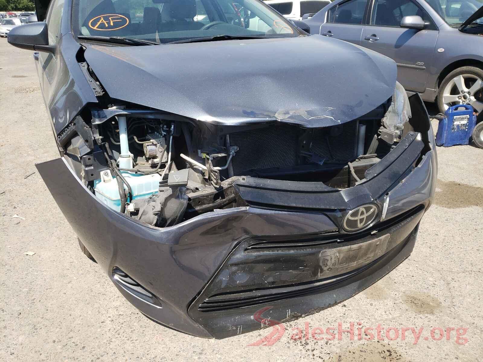 2T1BURHE8JC033904 2018 TOYOTA COROLLA