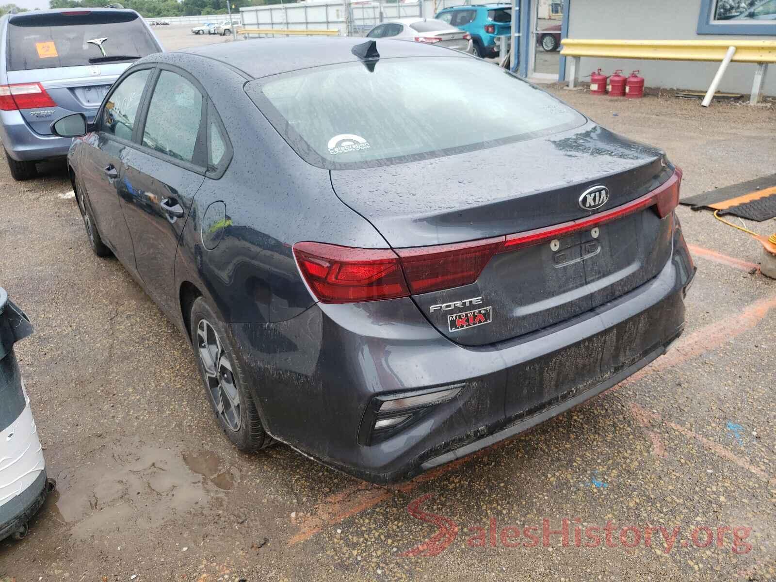 3KPF24AD9ME273979 2021 KIA FORTE