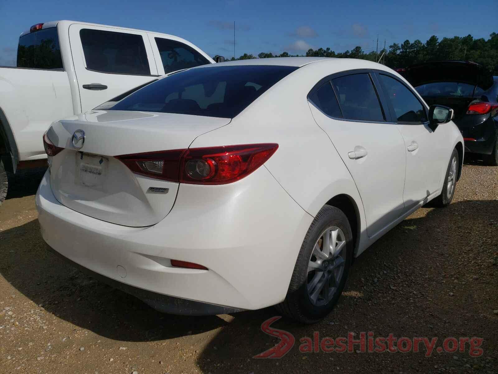 3MZBN1U74JM187164 2018 MAZDA 3