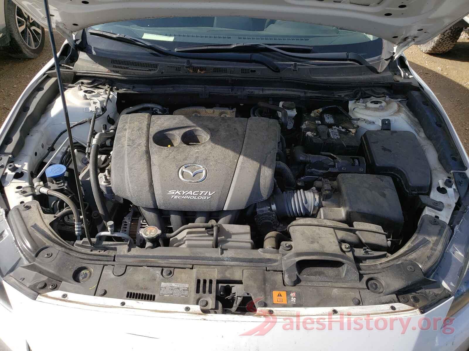 3MZBN1U74JM187164 2018 MAZDA 3