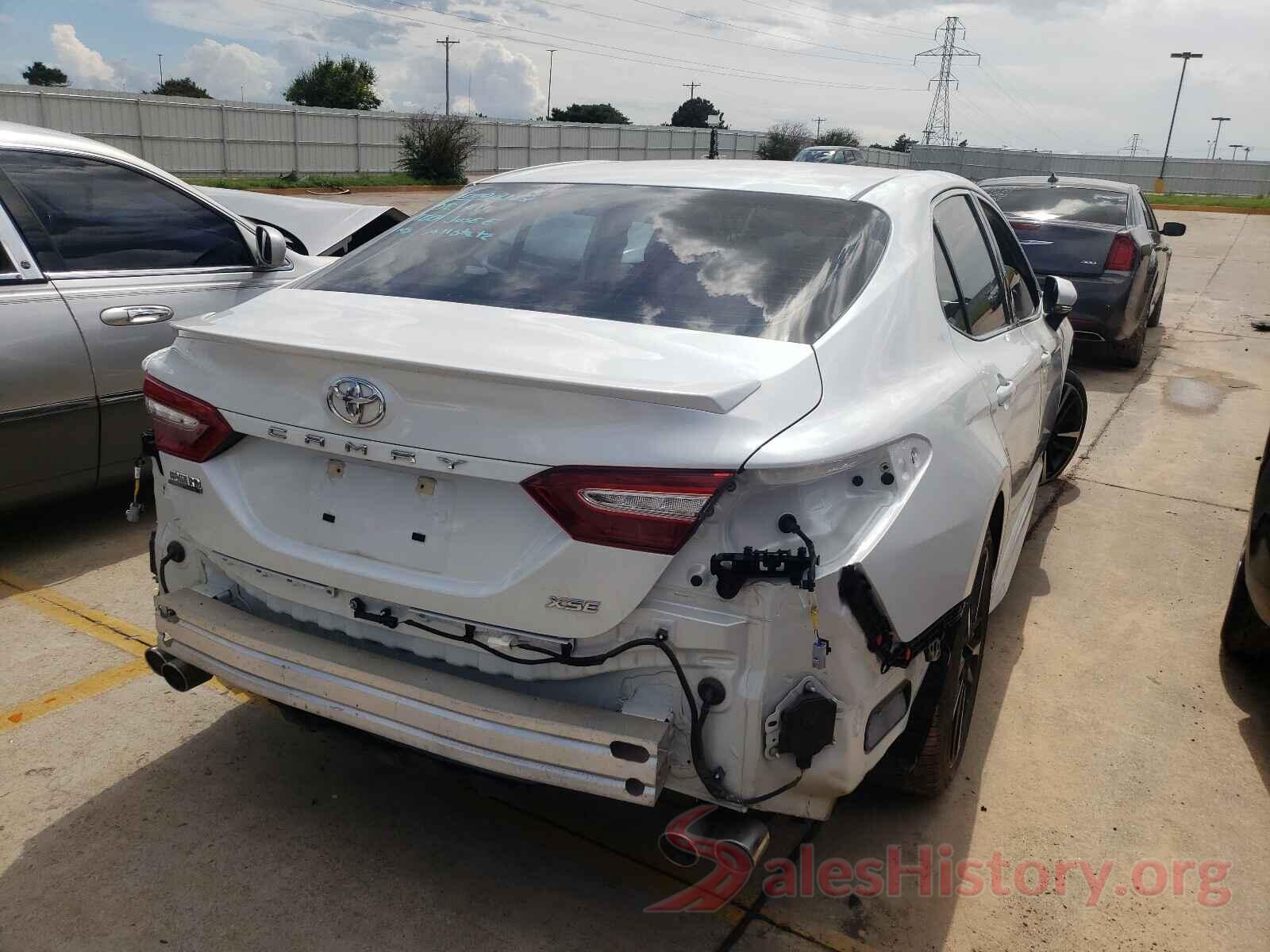 4T1B61HK9JU060836 2018 TOYOTA CAMRY