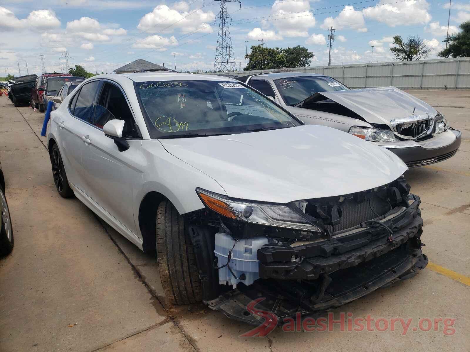 4T1B61HK9JU060836 2018 TOYOTA CAMRY