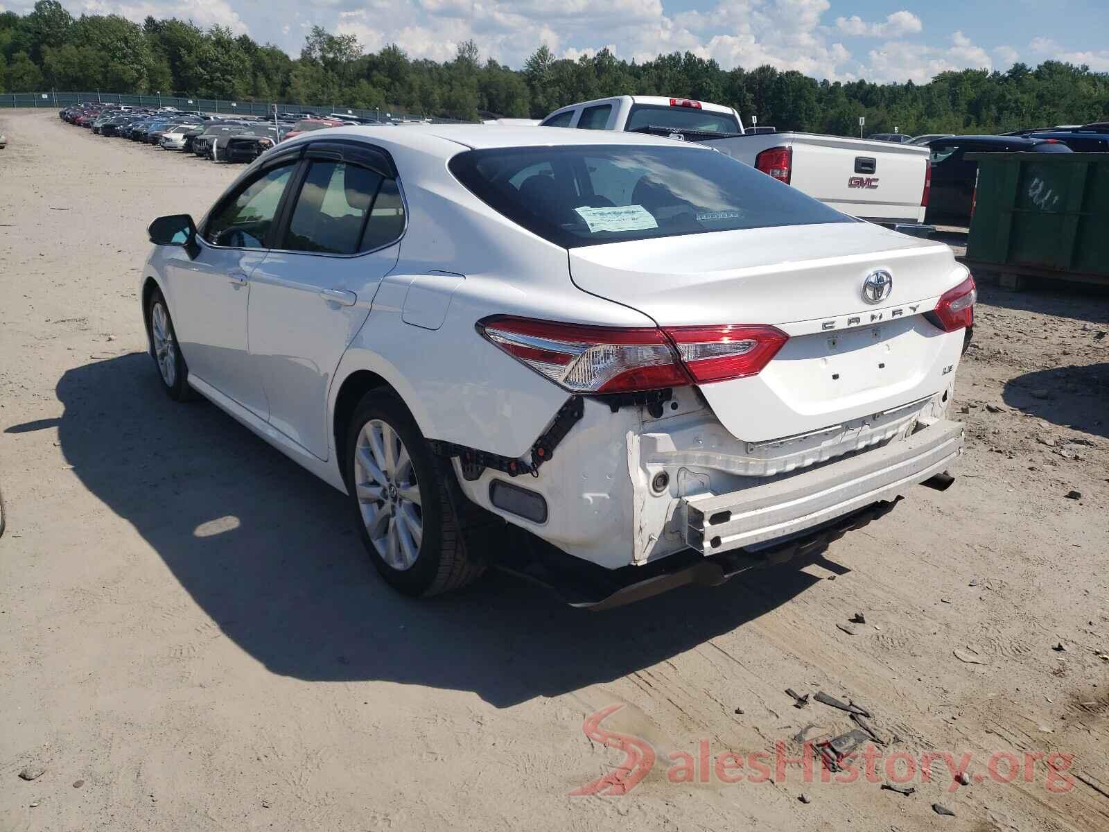 4T1B11HK8JU073642 2018 TOYOTA CAMRY