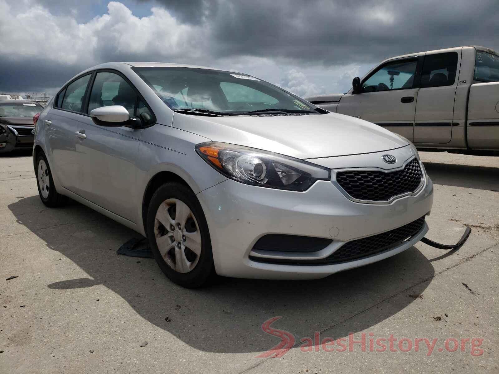 KNAFK4A6XG5571388 2016 KIA FORTE