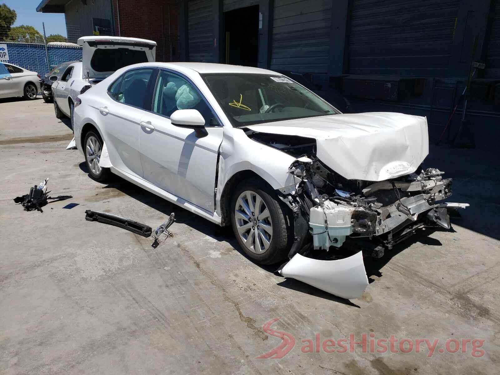 4T1B11HK2KU255922 2019 TOYOTA CAMRY