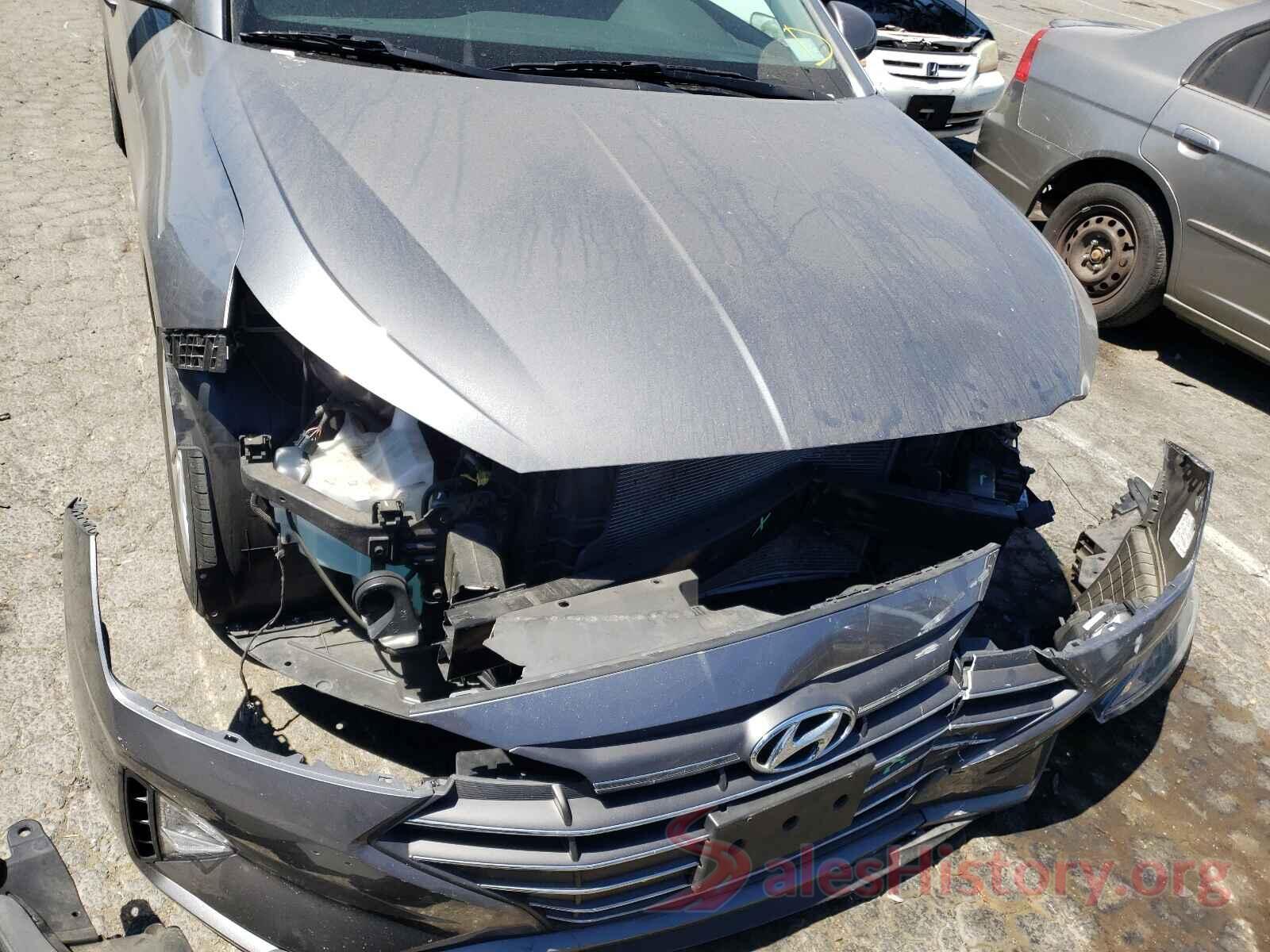 5NPD74LF4KH495135 2019 HYUNDAI ELANTRA