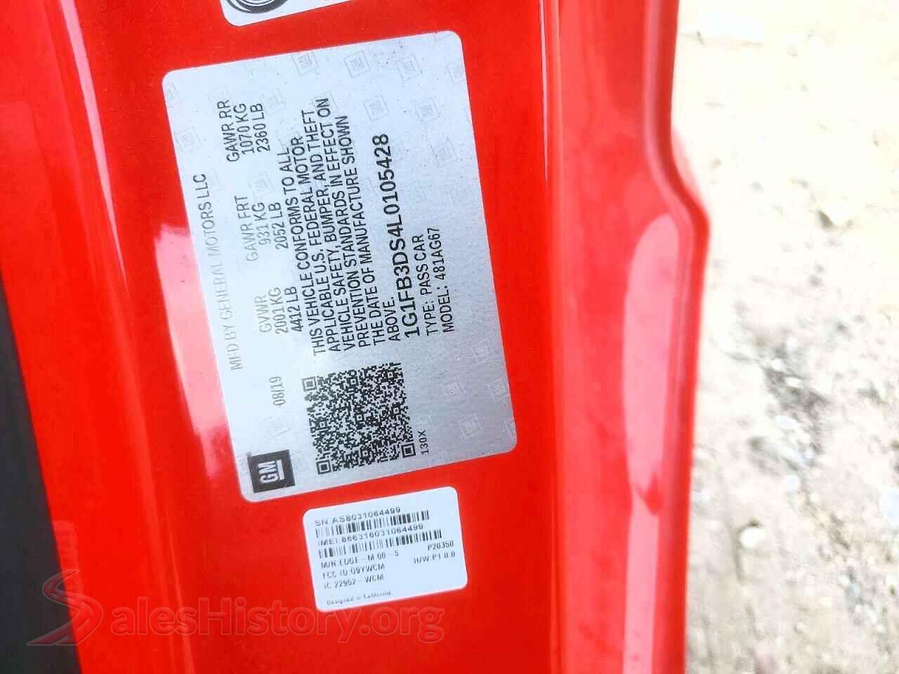 2020 CHEVROLET CAMARO VIN 1G1FB3DS4L0105428, trunk area