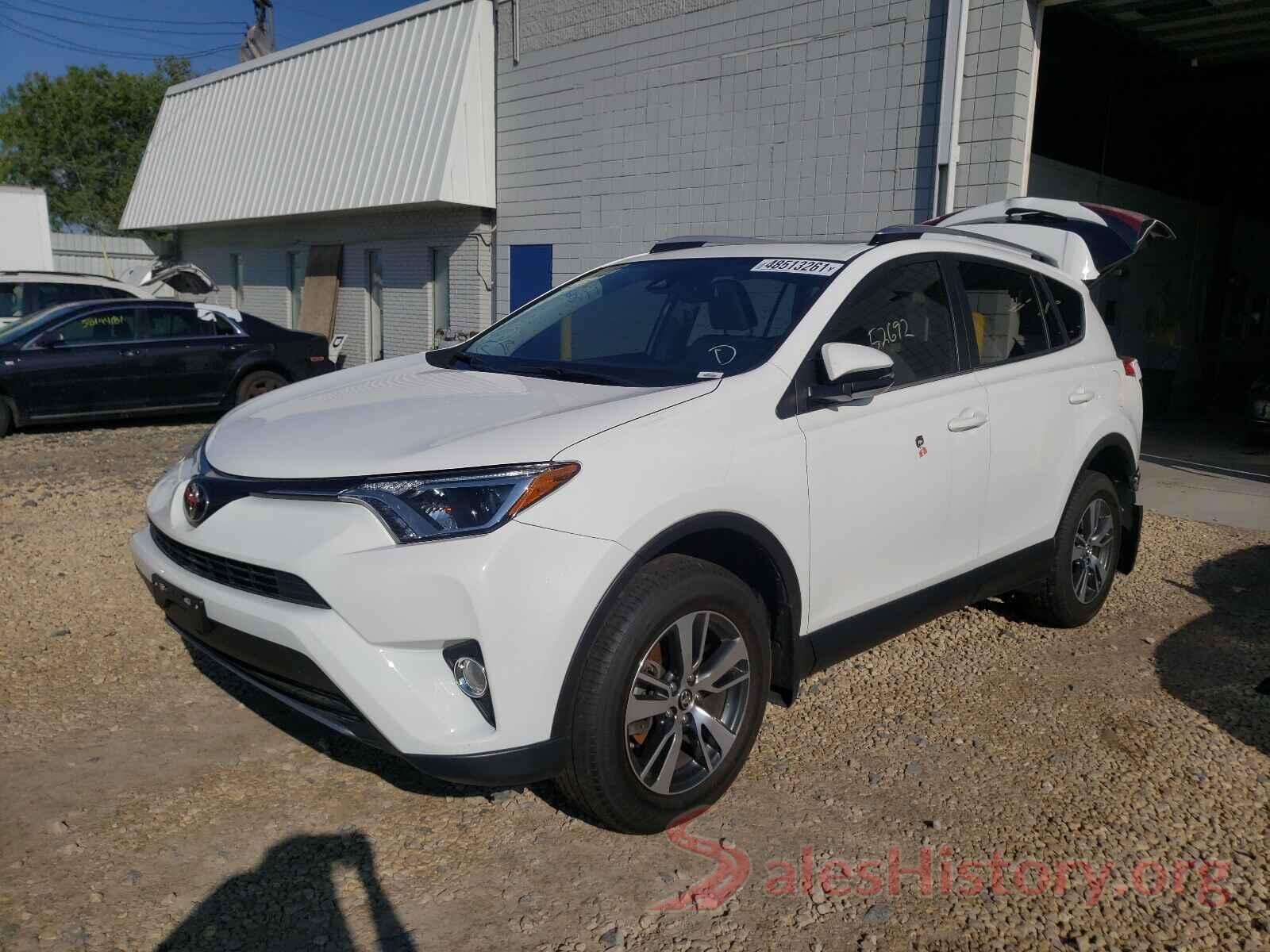 JTMRFREV1HD217155 2017 TOYOTA RAV4