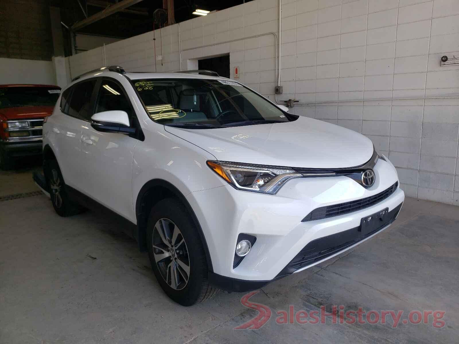 JTMRFREV1HD217155 2017 TOYOTA RAV4