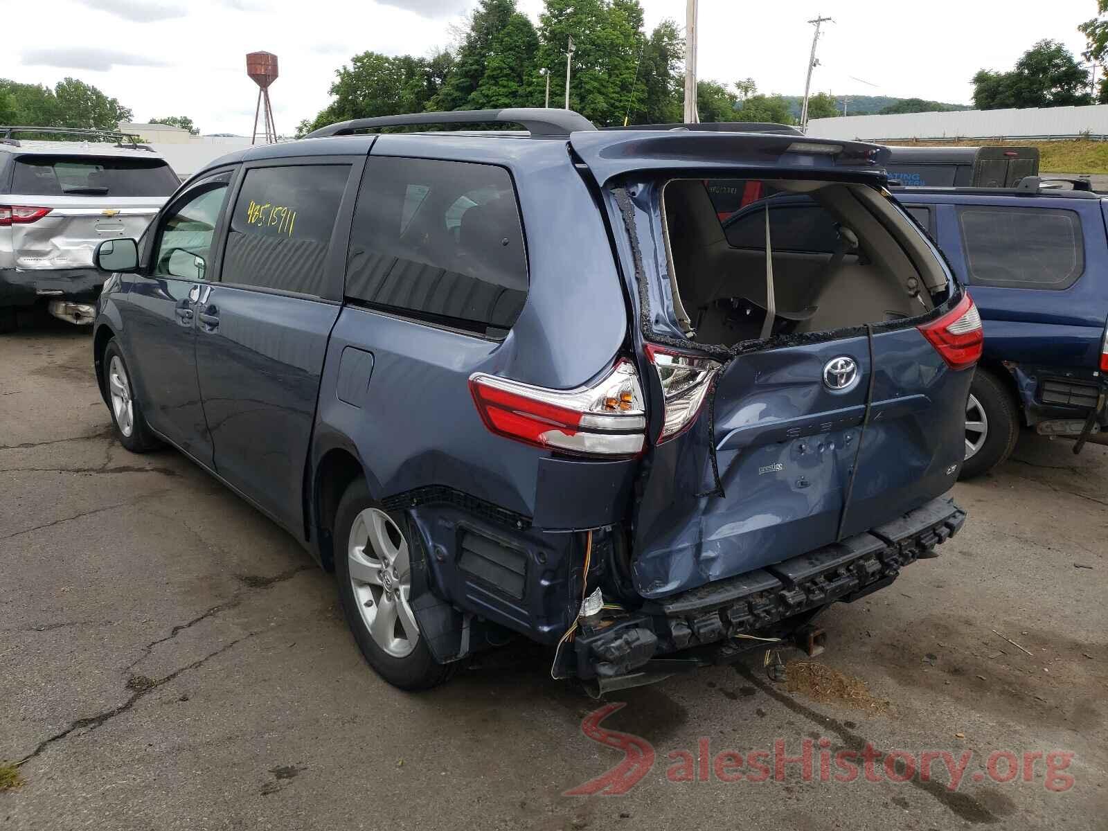 5TDKZ3DC9HS813849 2017 TOYOTA SIENNA