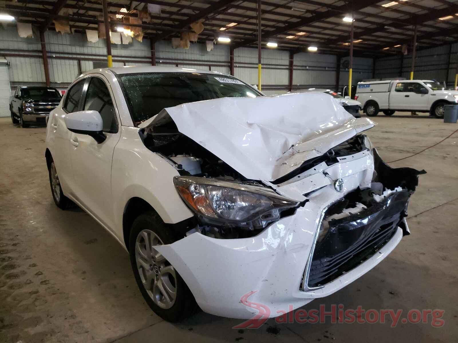 3MYDLBYV4JY317244 2018 TOYOTA YARIS