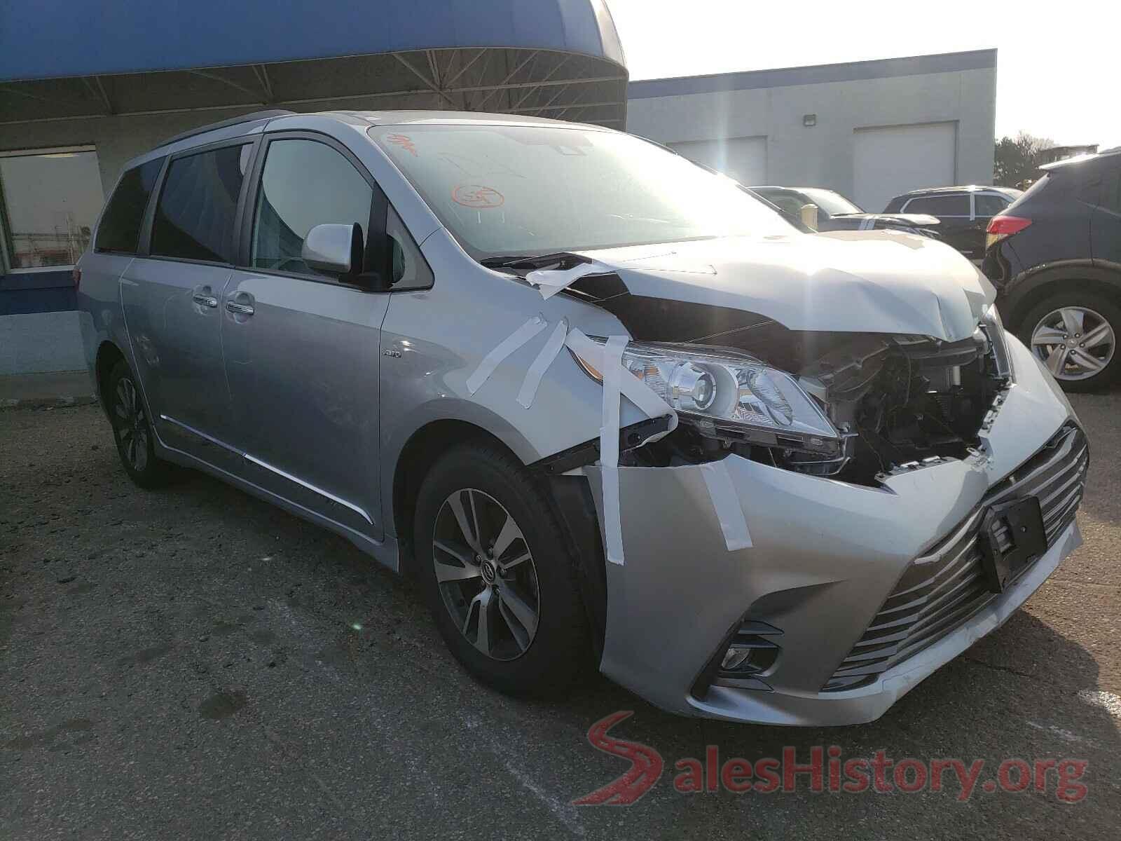 5TDDZ3DC5KS219856 2019 TOYOTA SIENNA