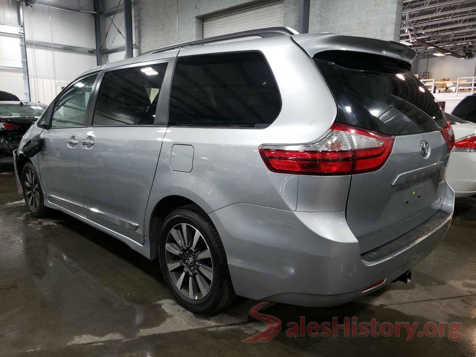 5TDDZ3DC5KS219856 2019 TOYOTA SIENNA