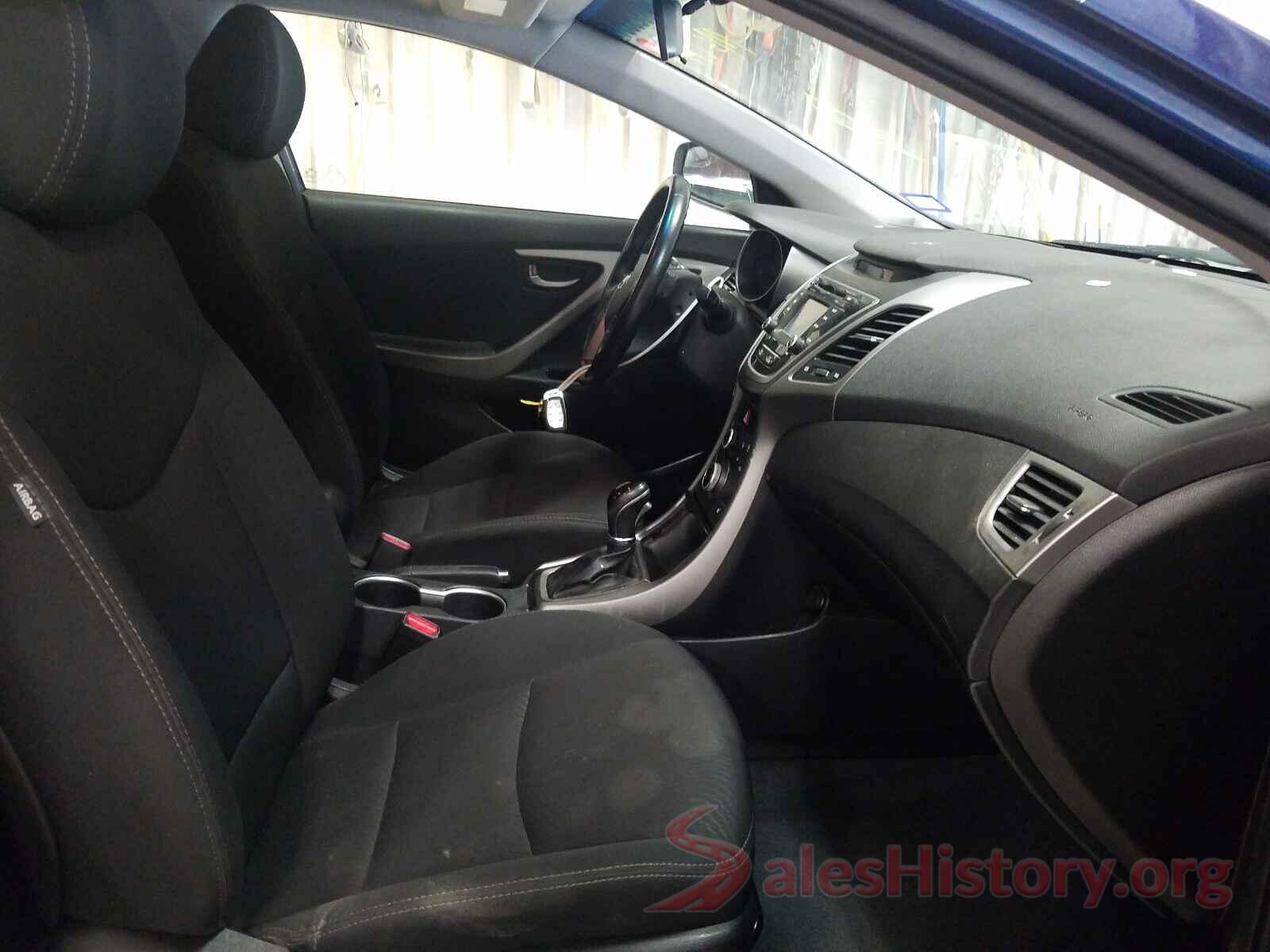 5NPDH4AE3GH685216 2016 HYUNDAI ELANTRA