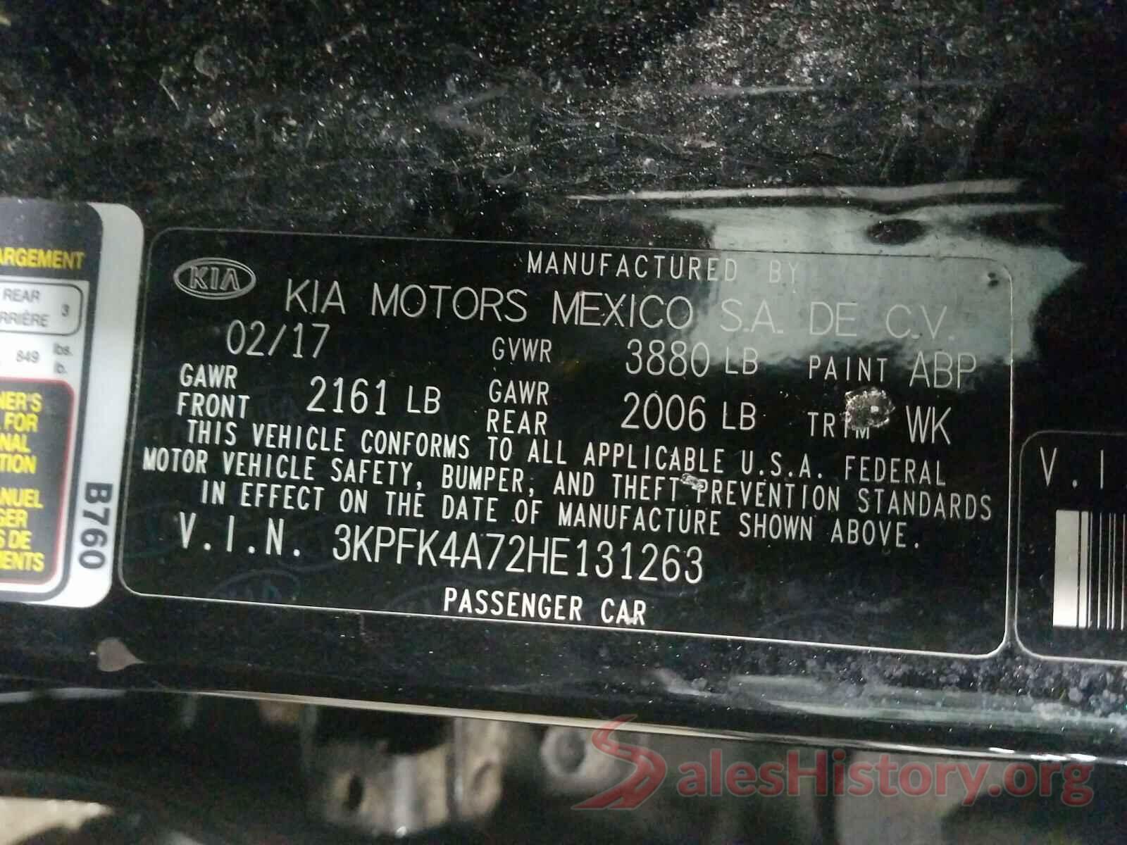 3KPFK4A72HE131263 2017 KIA FORTE