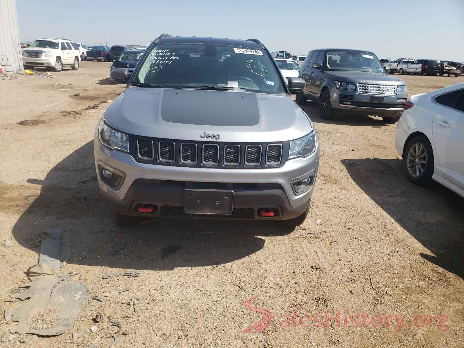 3C4NJDDB9KT721557 2019 JEEP COMPASS