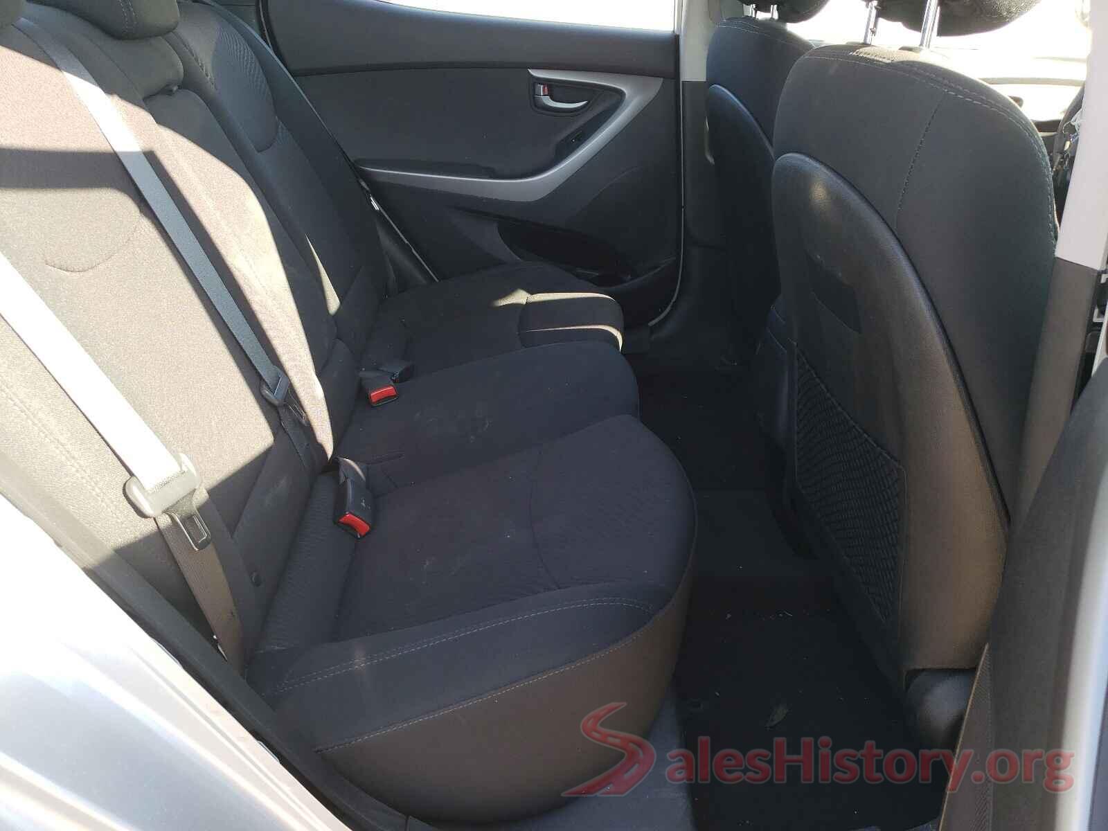 5NPDH4AE9GH737304 2016 HYUNDAI ELANTRA